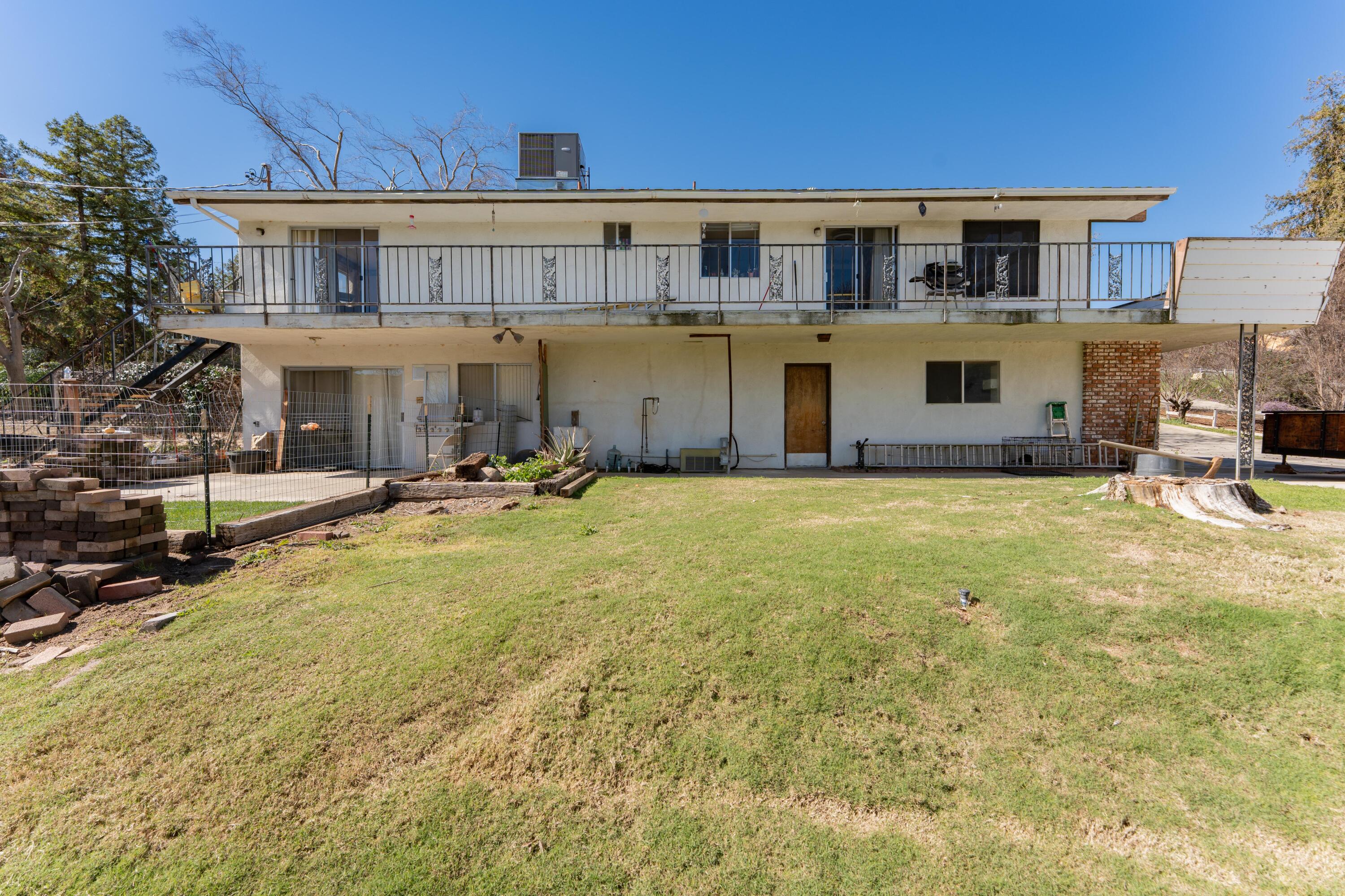 16610 Mustang Dr, Springville, CA 93265