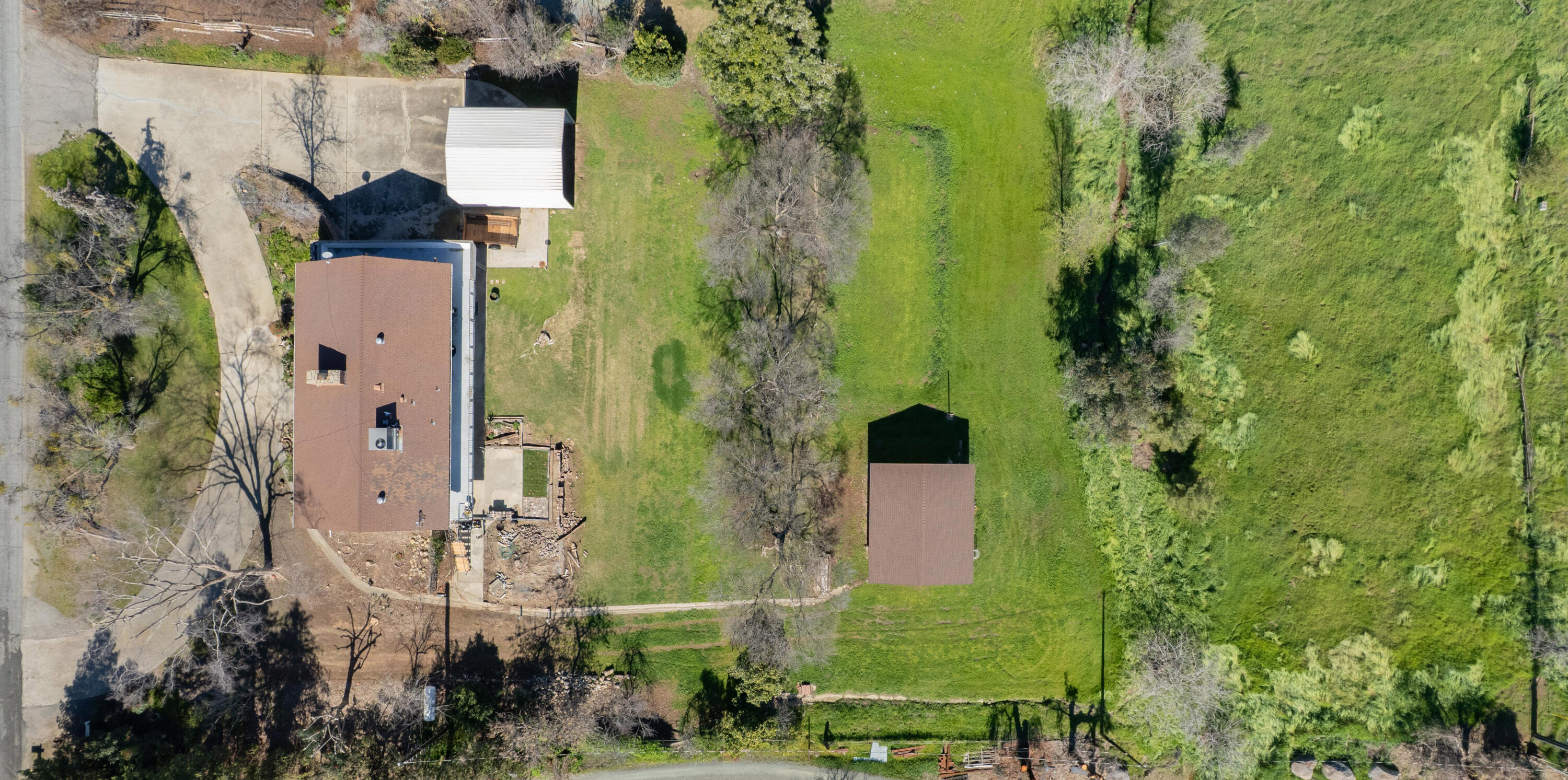 16610 Mustang Dr, Springville, CA 93265