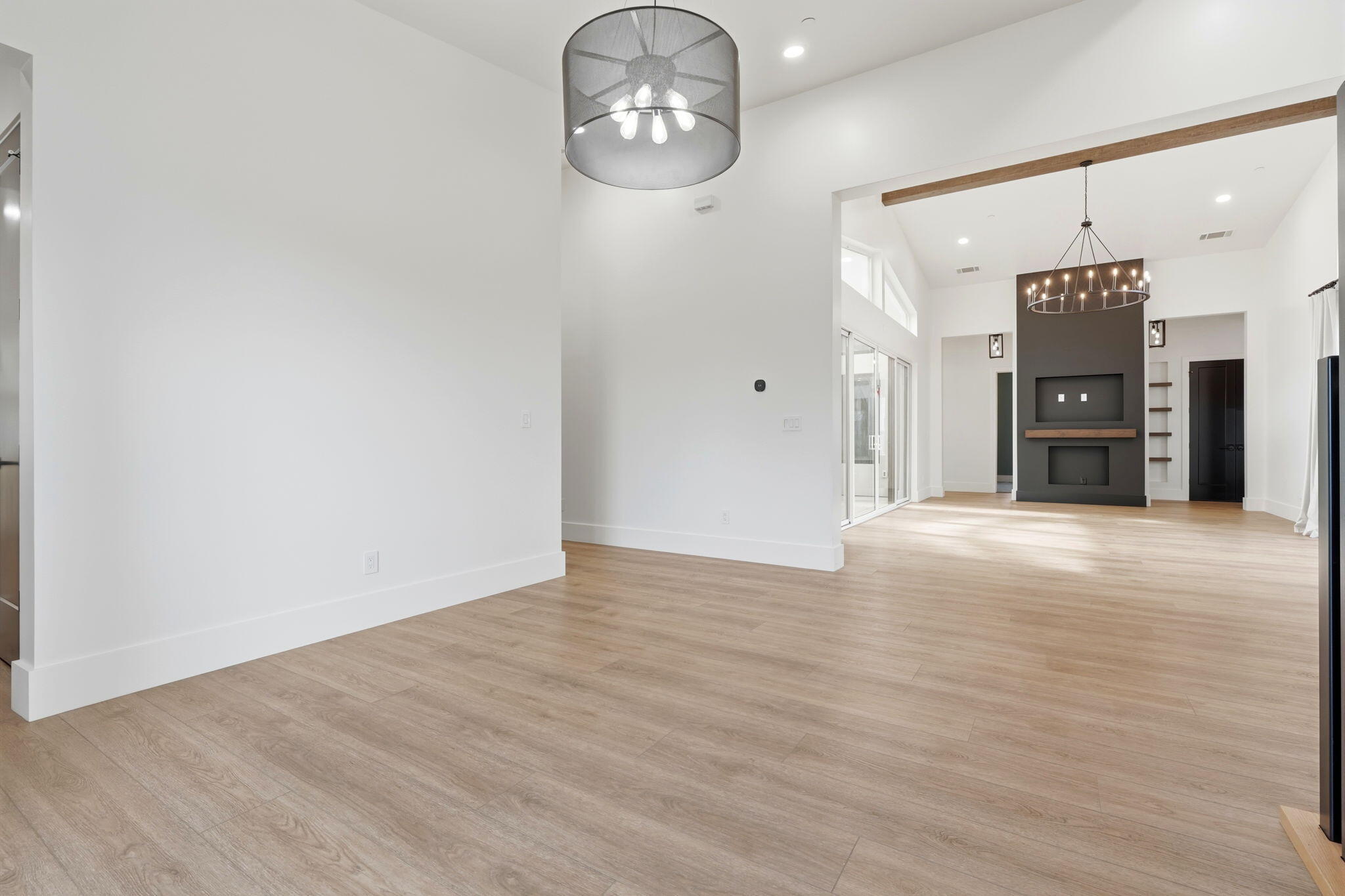 2191 N Linwood St, Visalia, CA 93291