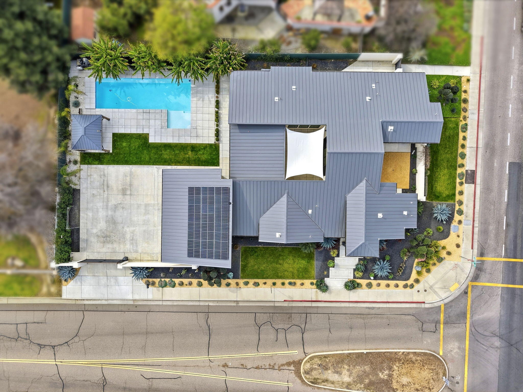 2191 N Linwood St, Visalia, CA 93291