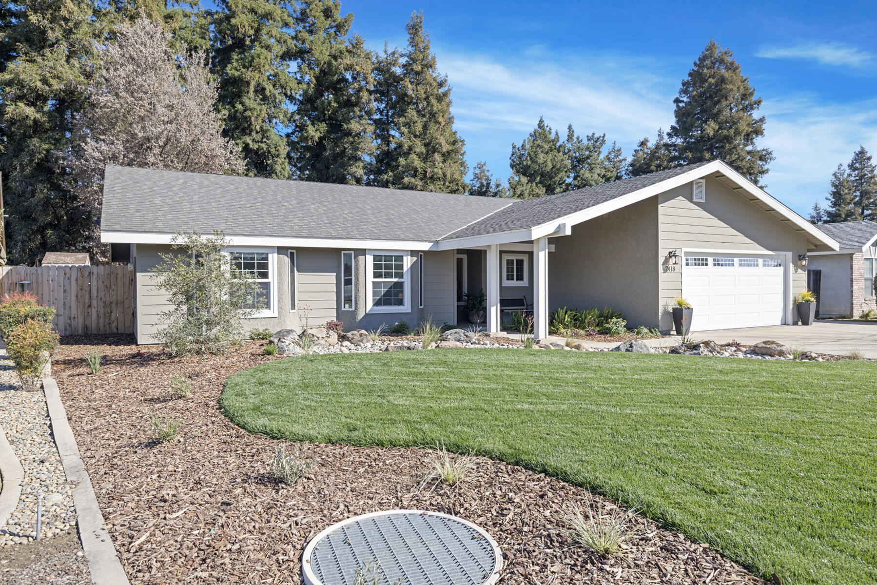 2418 E Princeton Ave, Visalia, CA 93292