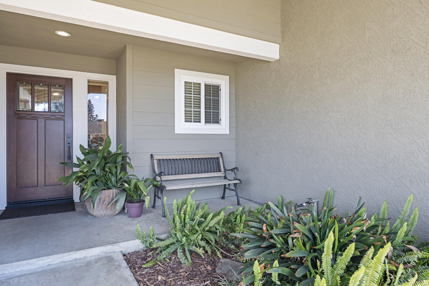 2418 E Princeton Ave, Visalia, CA 93292