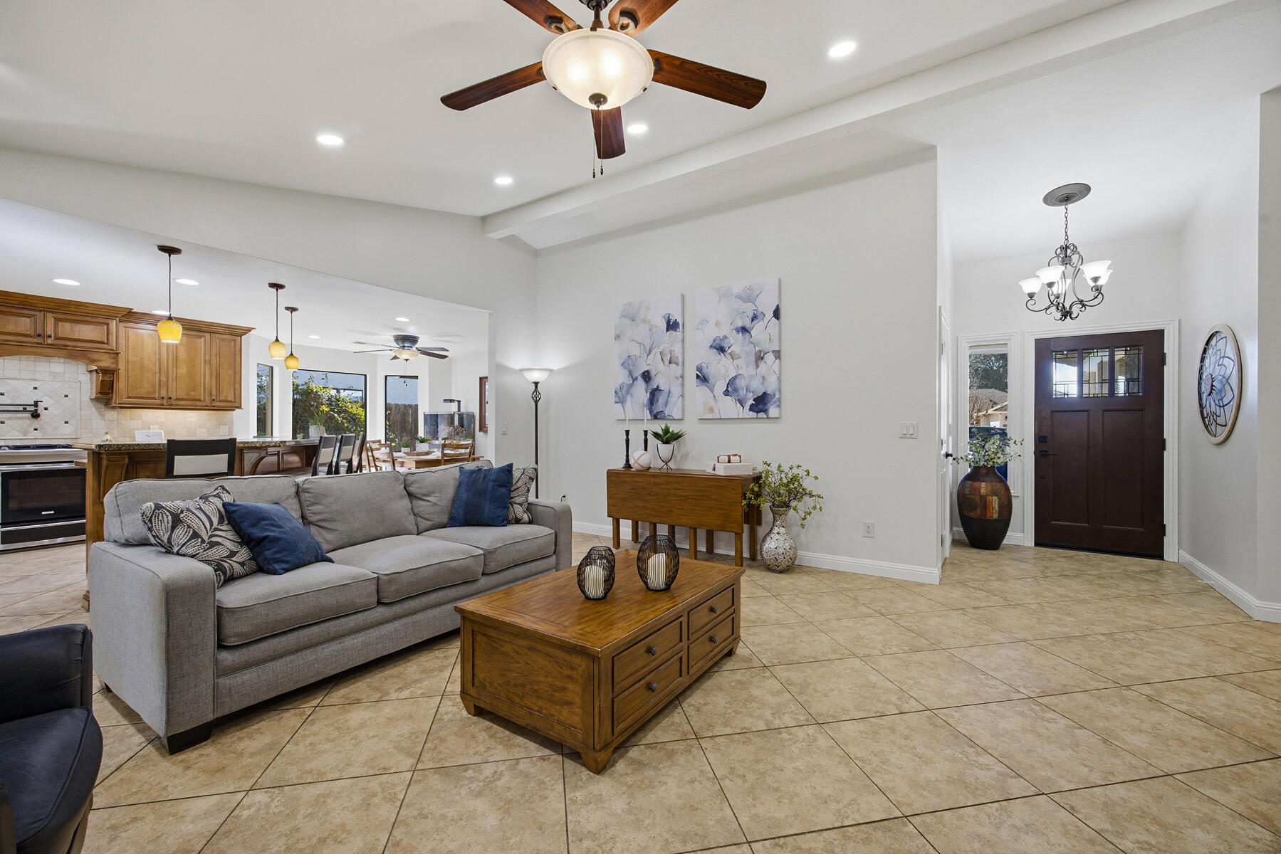 2418 E Princeton Ave, Visalia, CA 93292