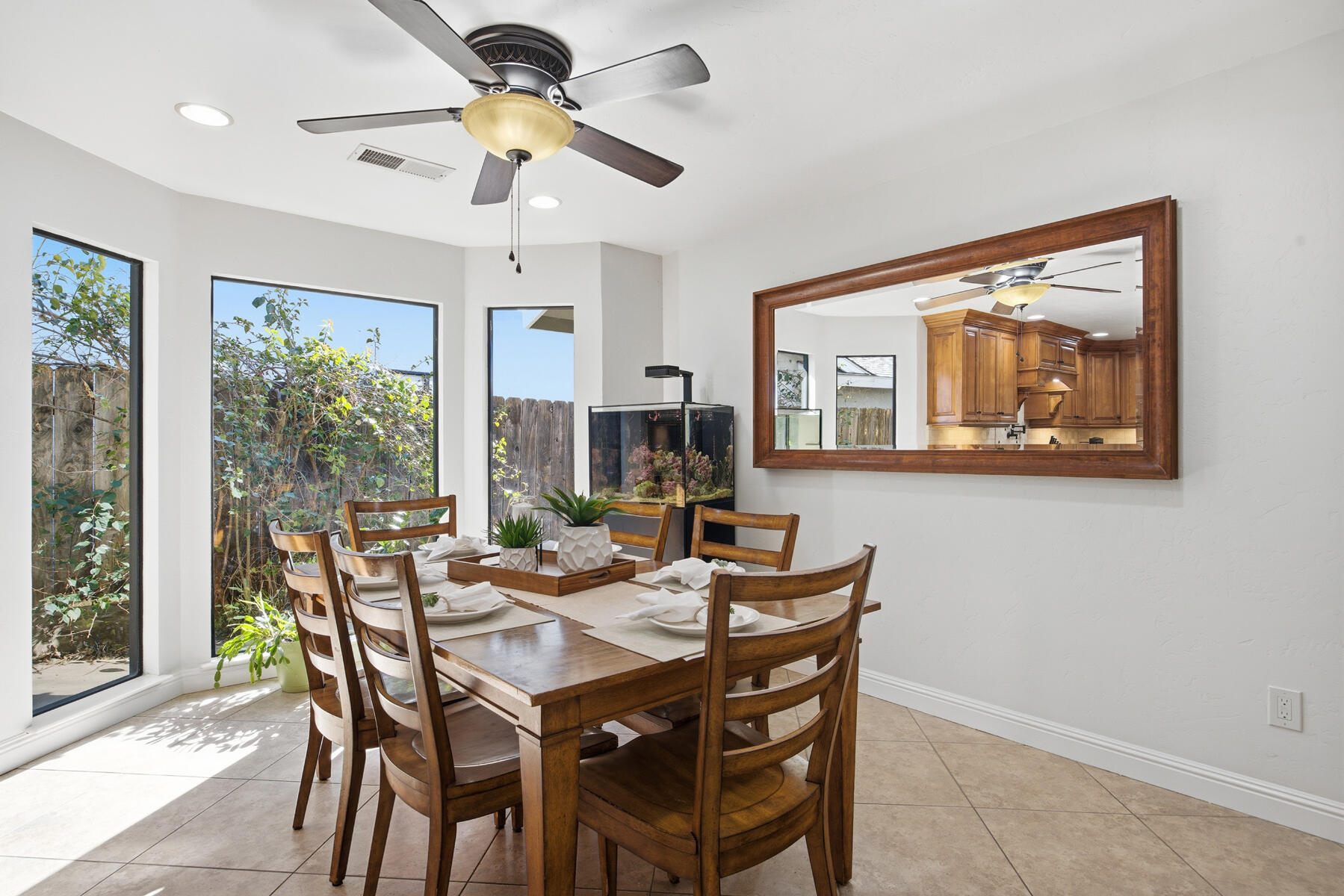 2418 E Princeton Ave, Visalia, CA 93292