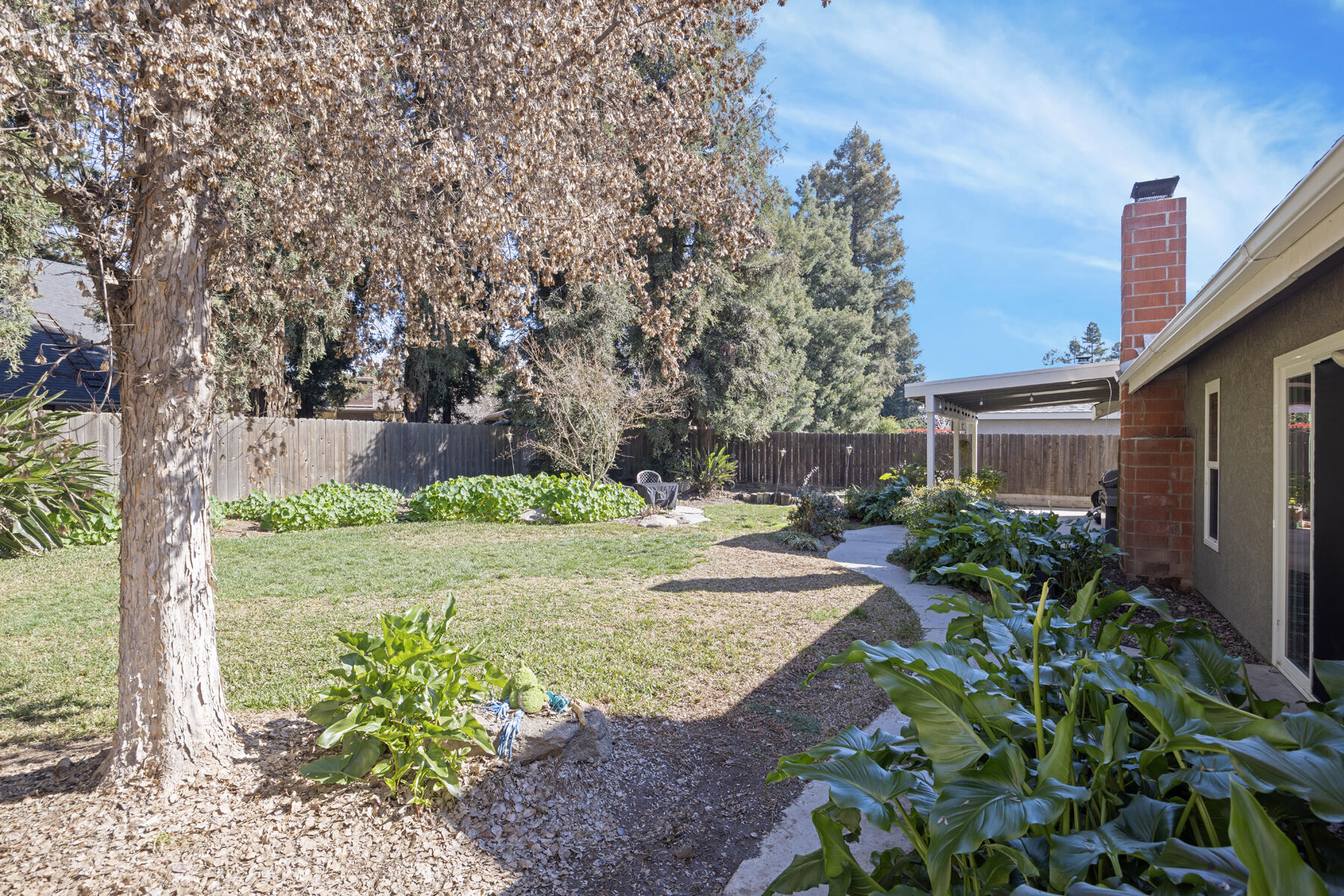 2418 E Princeton Ave, Visalia, CA 93292