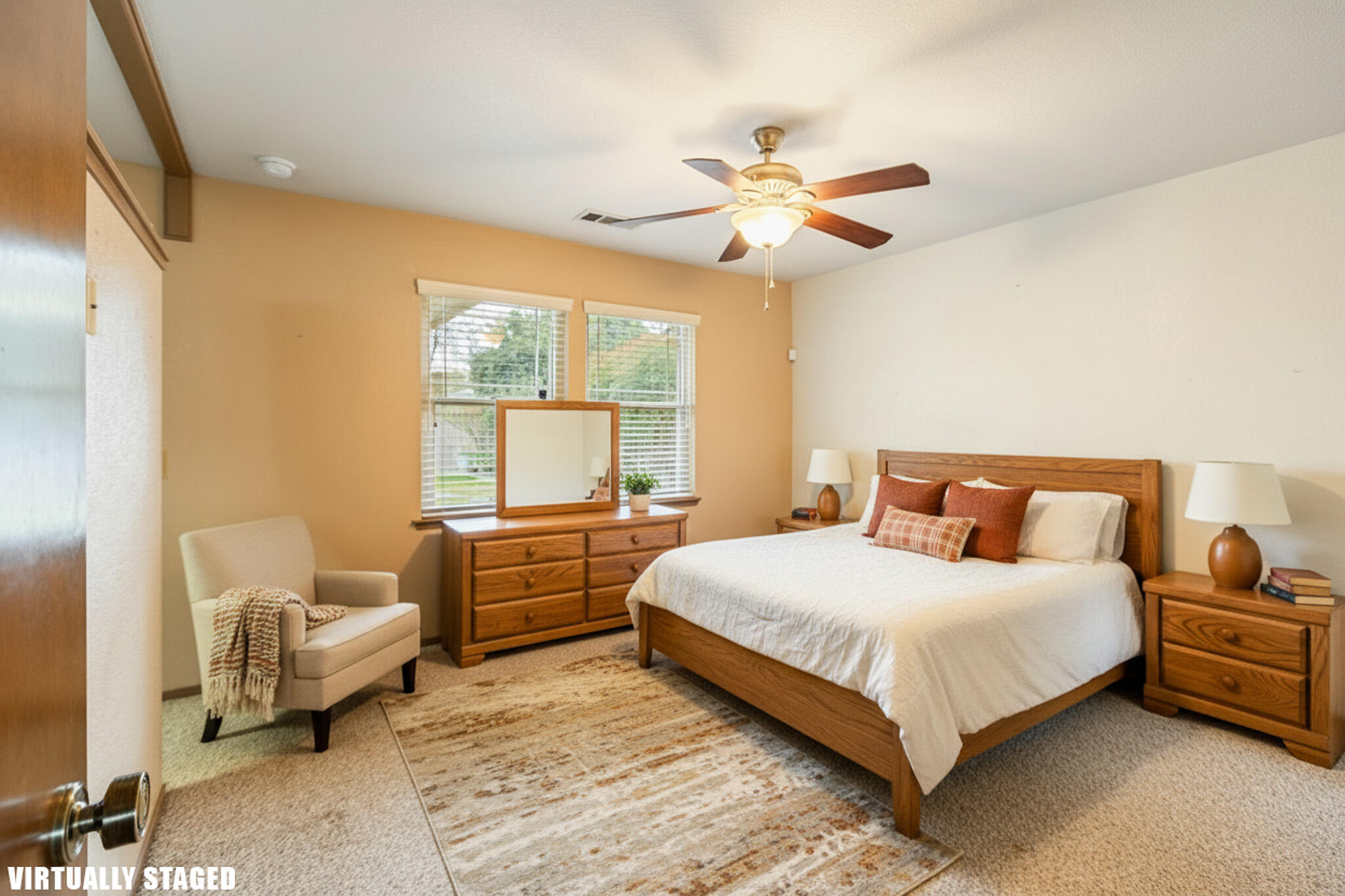 812 Woods Pl, Exeter, CA 93221