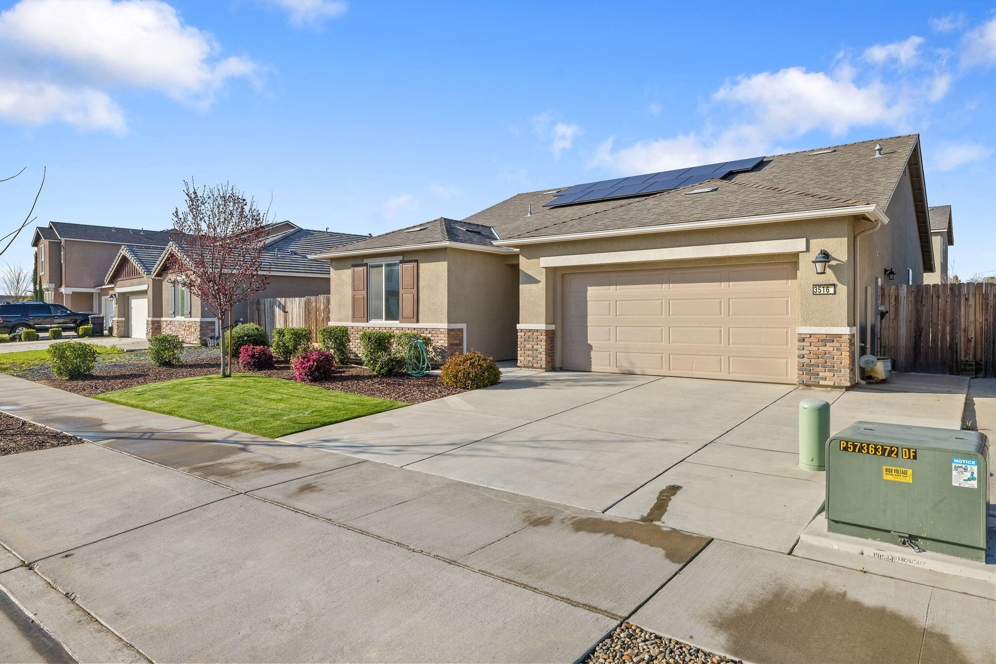 3516 E Seeger Ave, Visalia, CA 93292