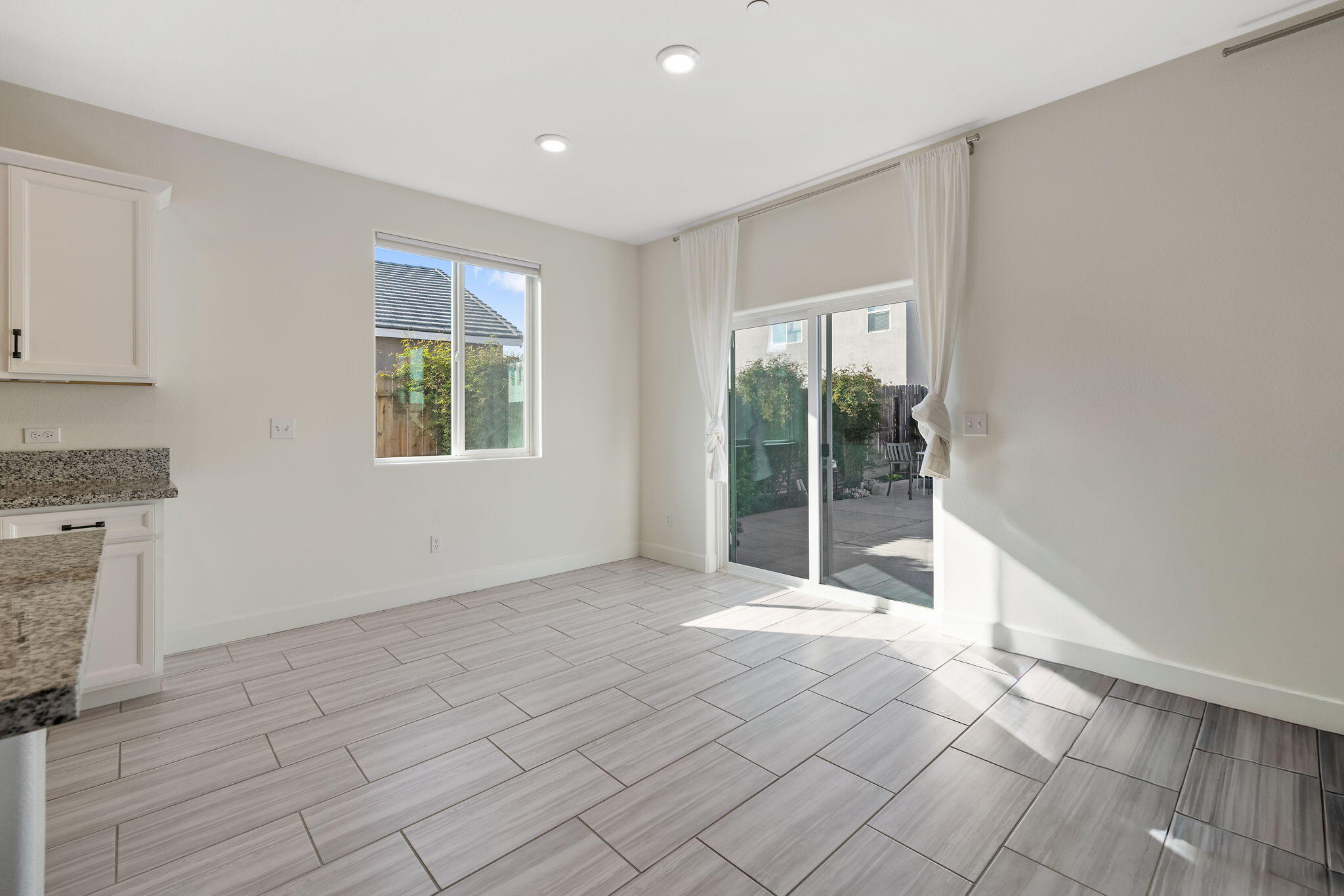 3516 E Seeger Ave, Visalia, CA 93292