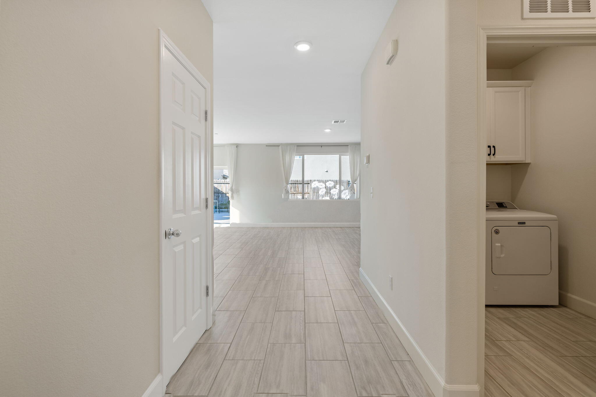 3516 E Seeger Ave, Visalia, CA 93292