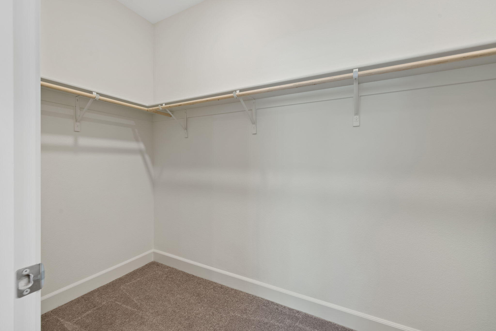 3516 E Seeger Ave, Visalia, CA 93292