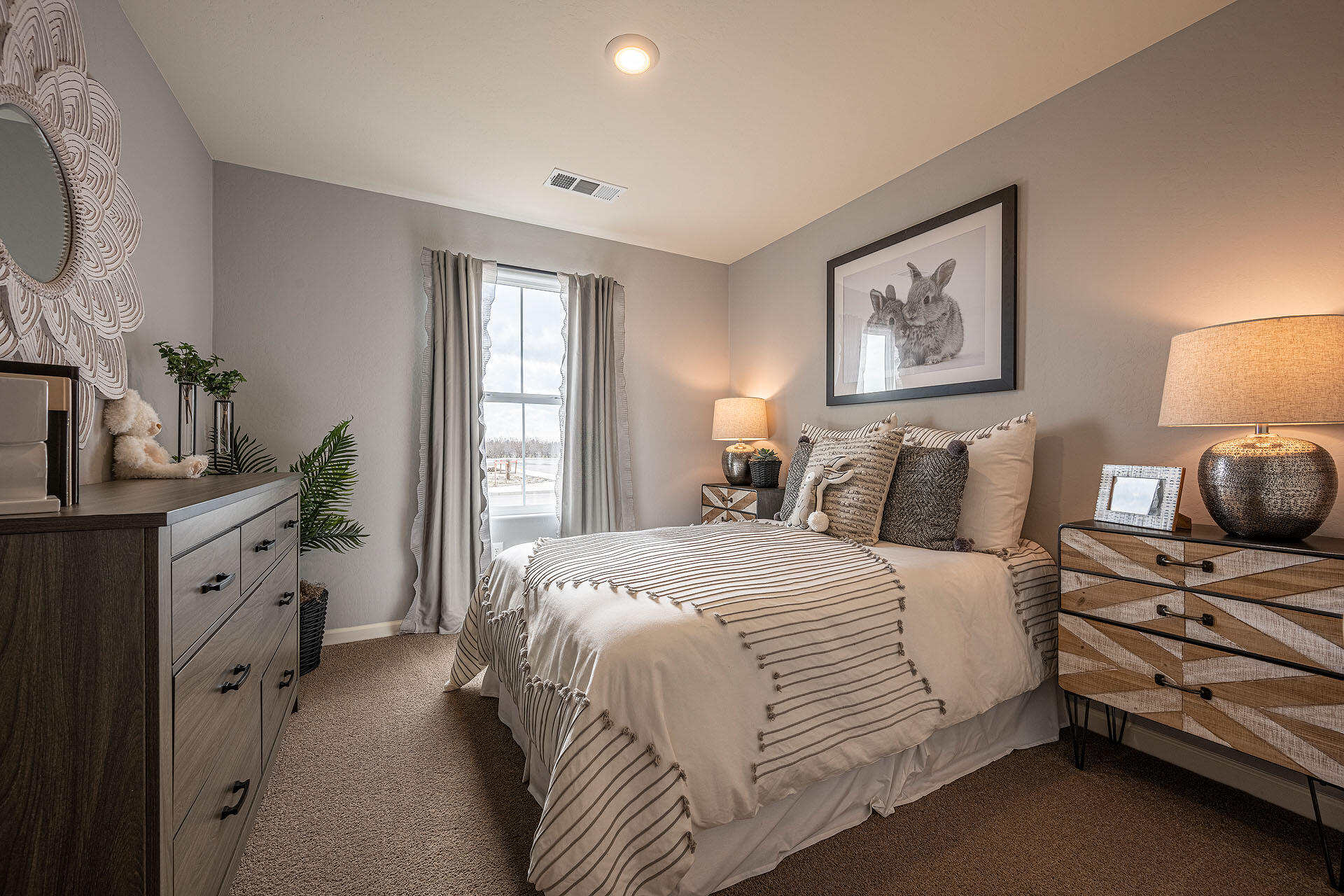 167 S Pine St #126 G, Woodlake, CA 93286