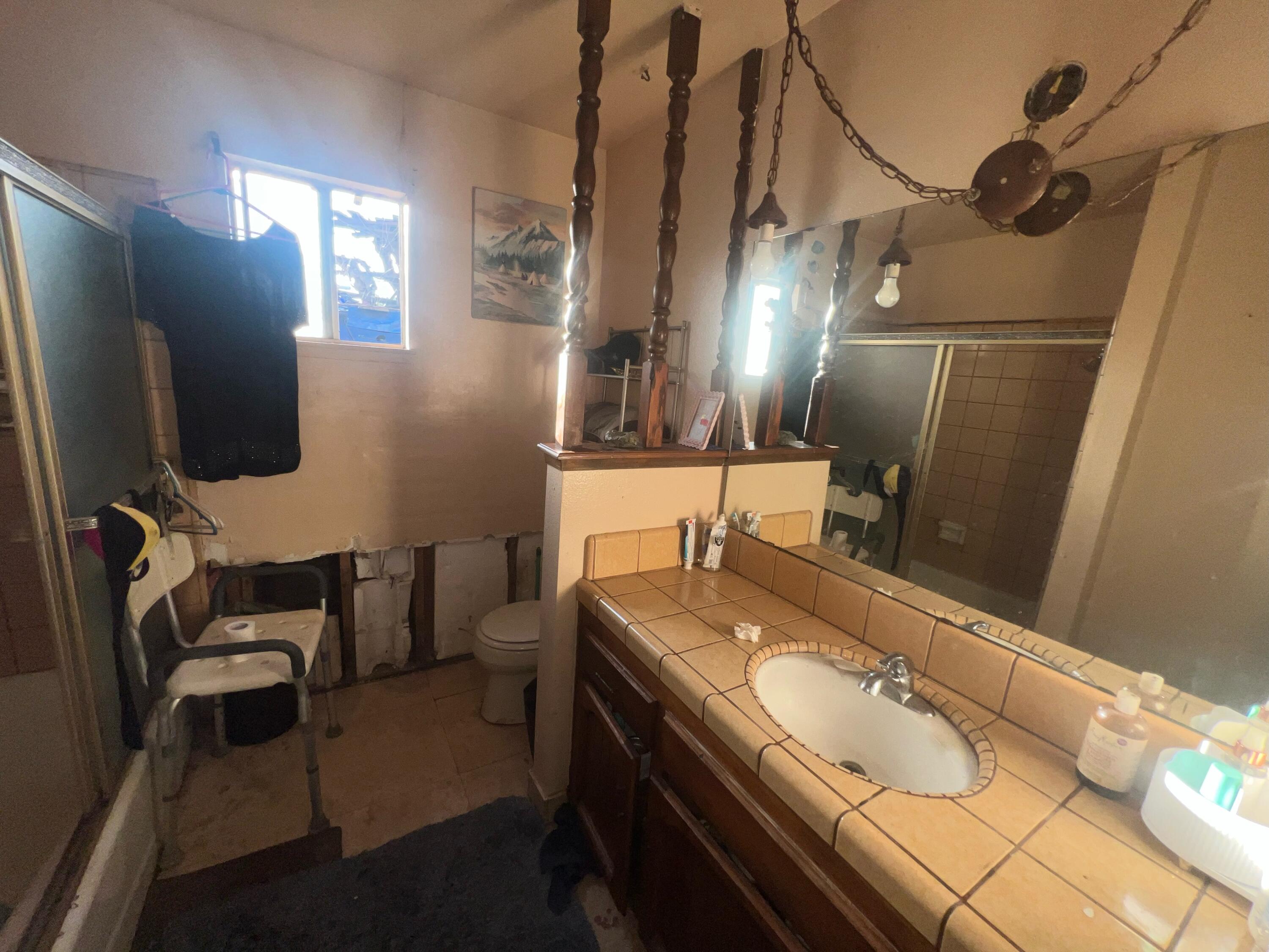 3215 W Coppola Ave, Visalia, CA 93277