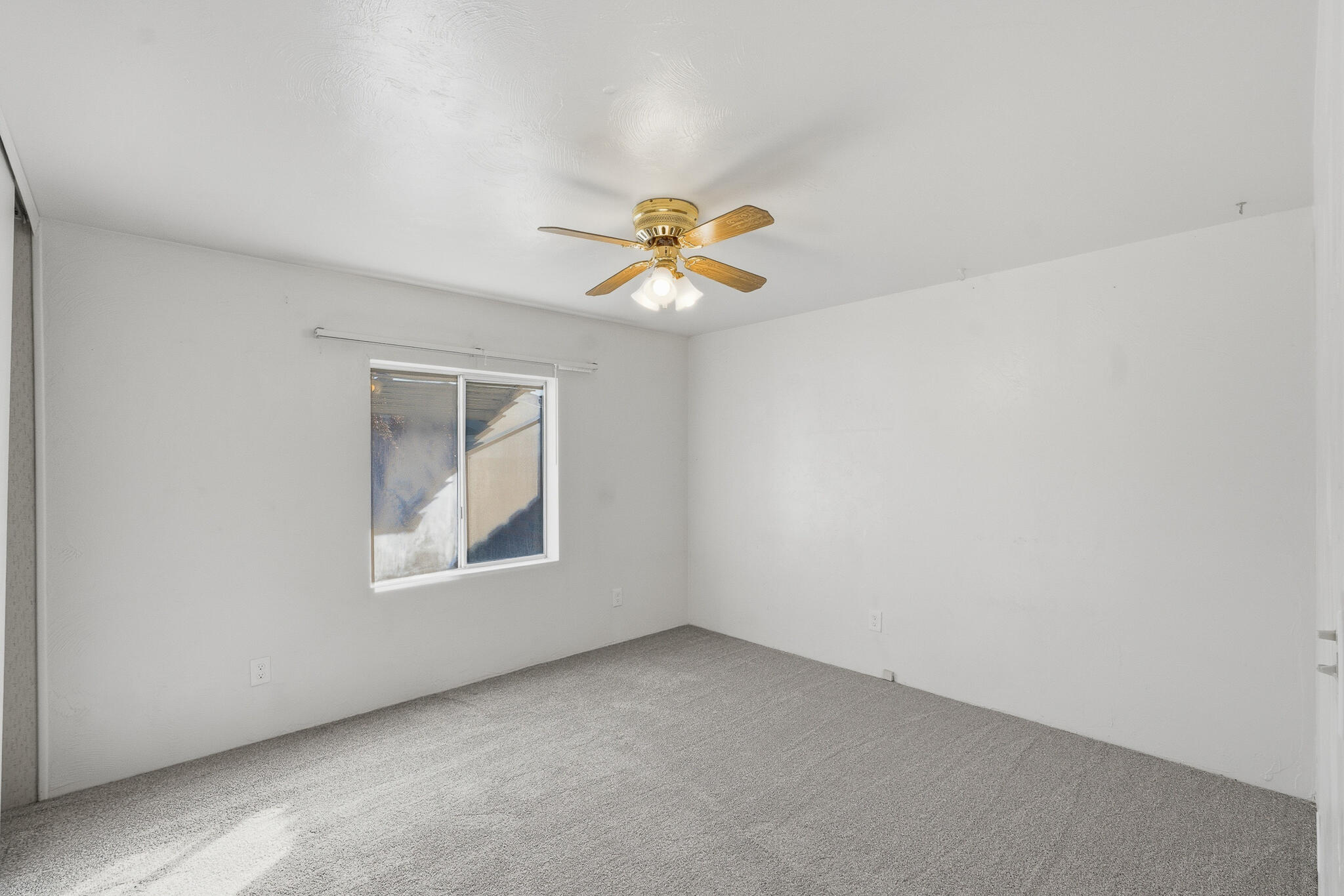 4633 S Terrace St, Visalia, CA 93277