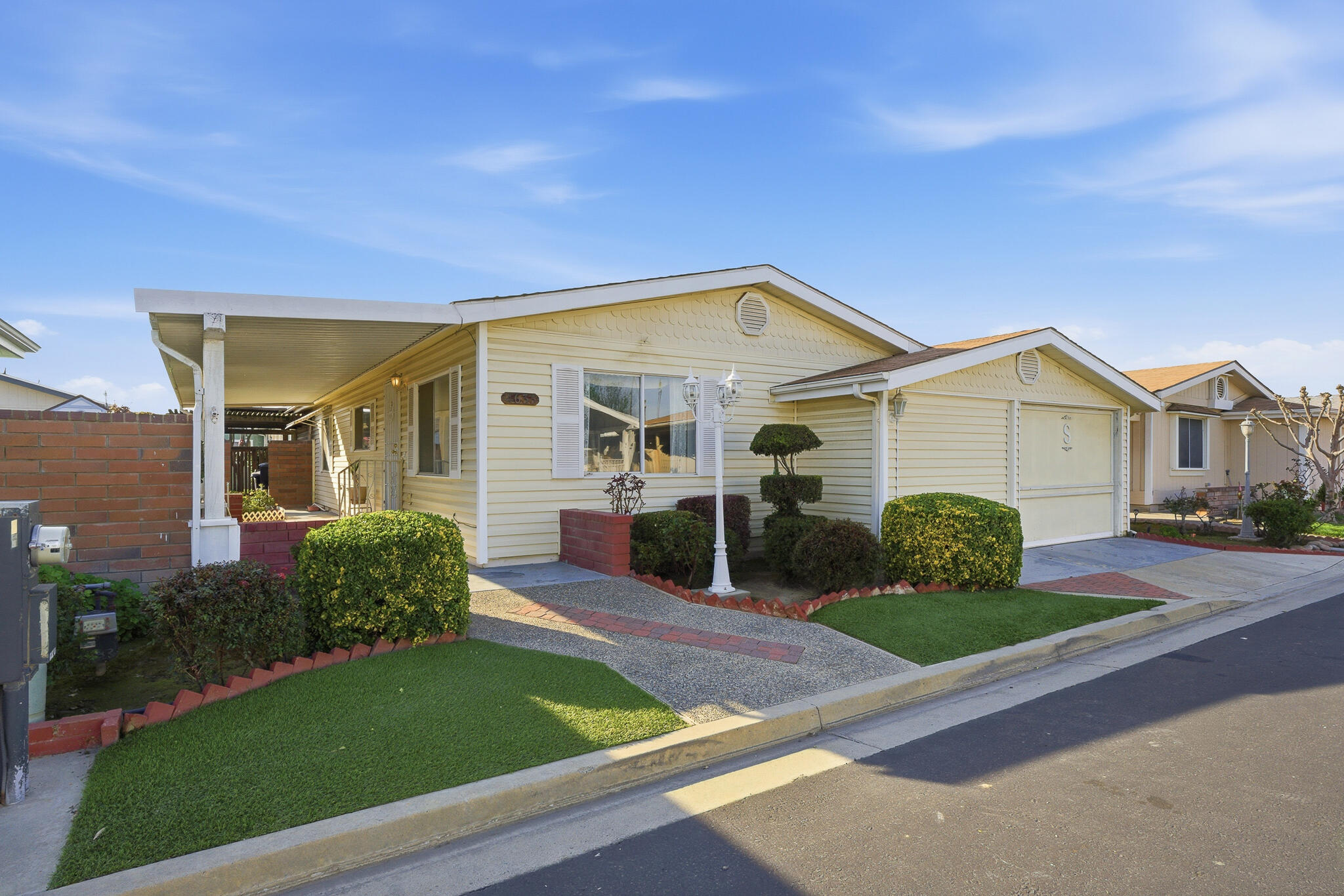 4633 S Terrace St, Visalia, CA 93277