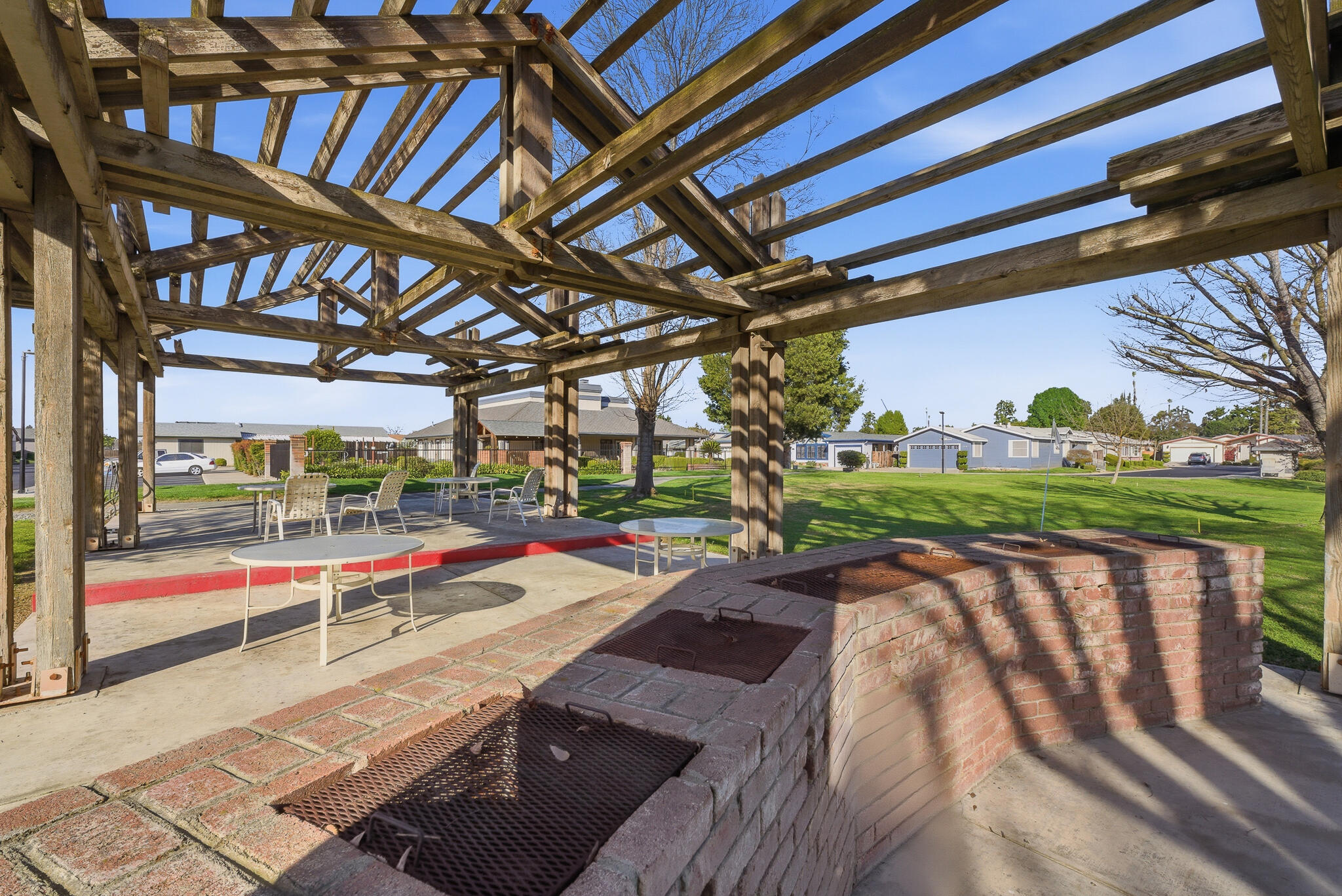 4633 S Terrace St, Visalia, CA 93277