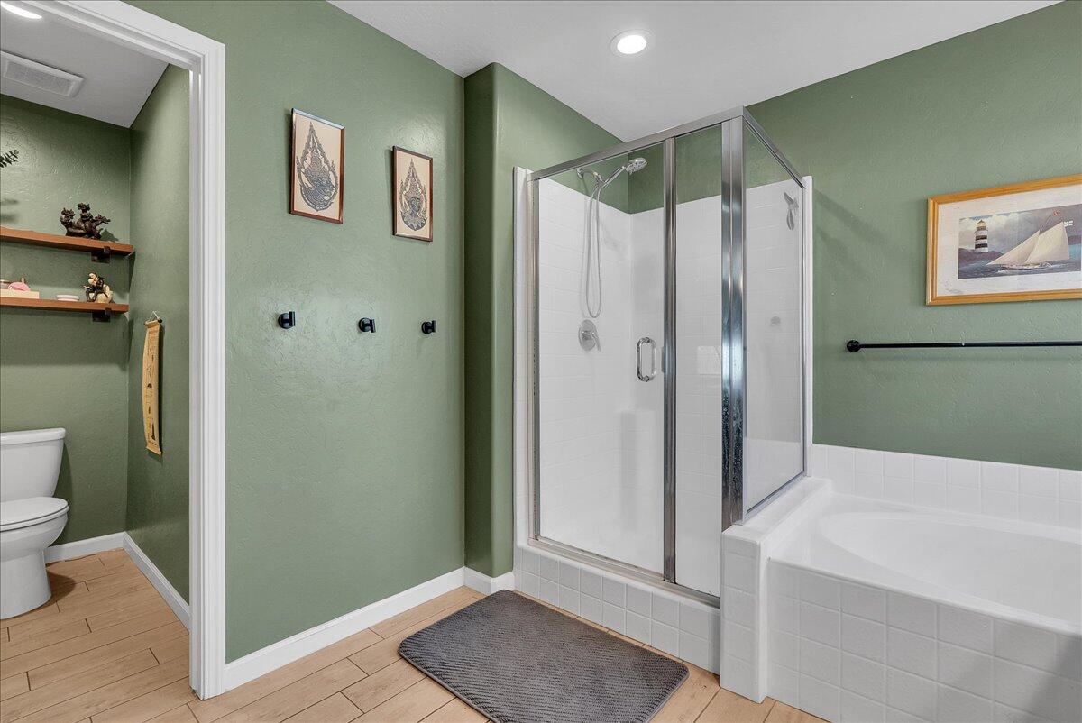 2439 Madeline Dr, Hanford, CA 93230