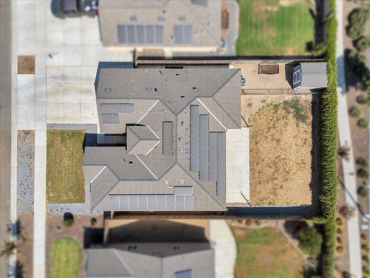 2439 Madeline Dr, Hanford, CA 93230