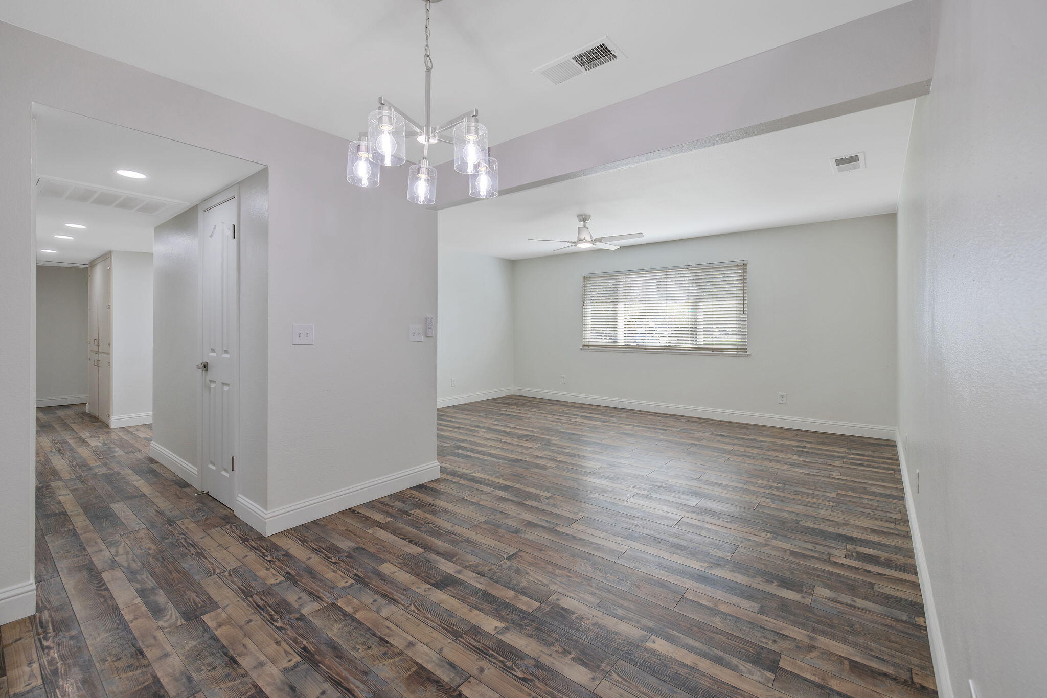 936 W Harter Ave, Visalia, CA 93277