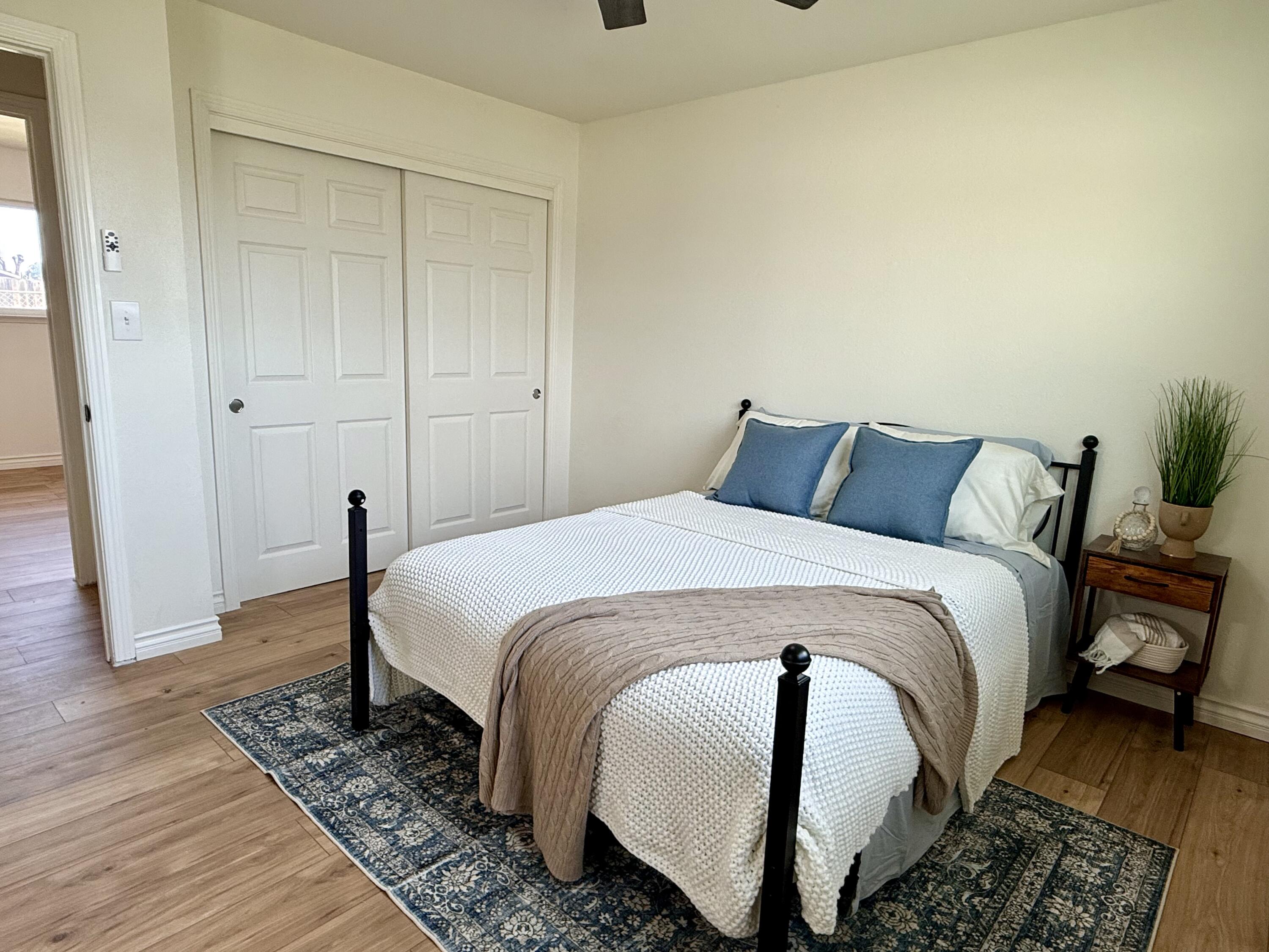 2650 S Chinowth St, Visalia, CA 93277