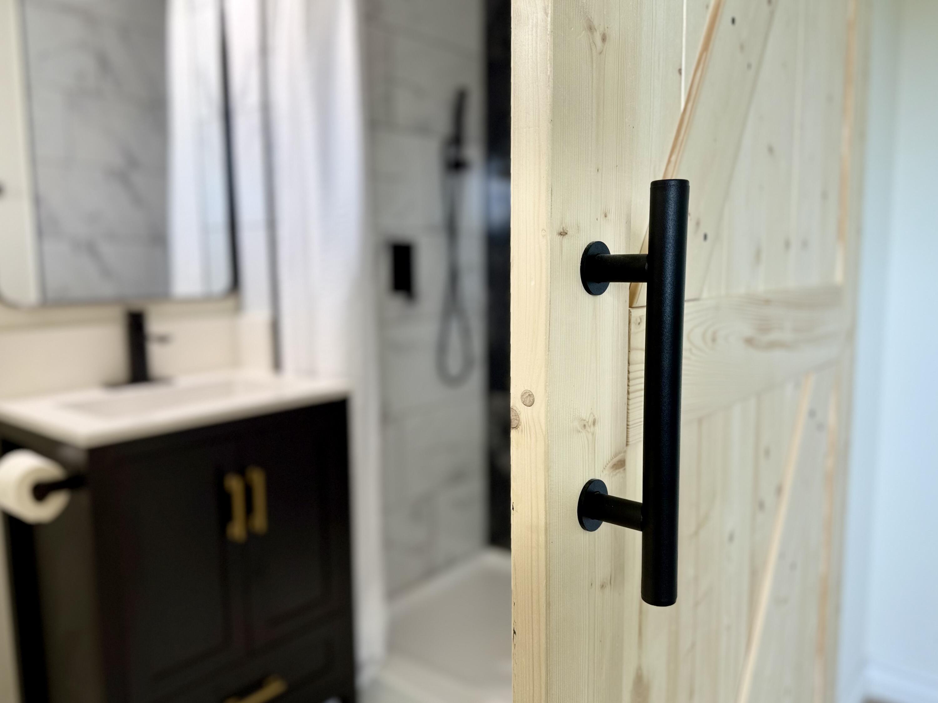 2650 S Chinowth St, Visalia, CA 93277