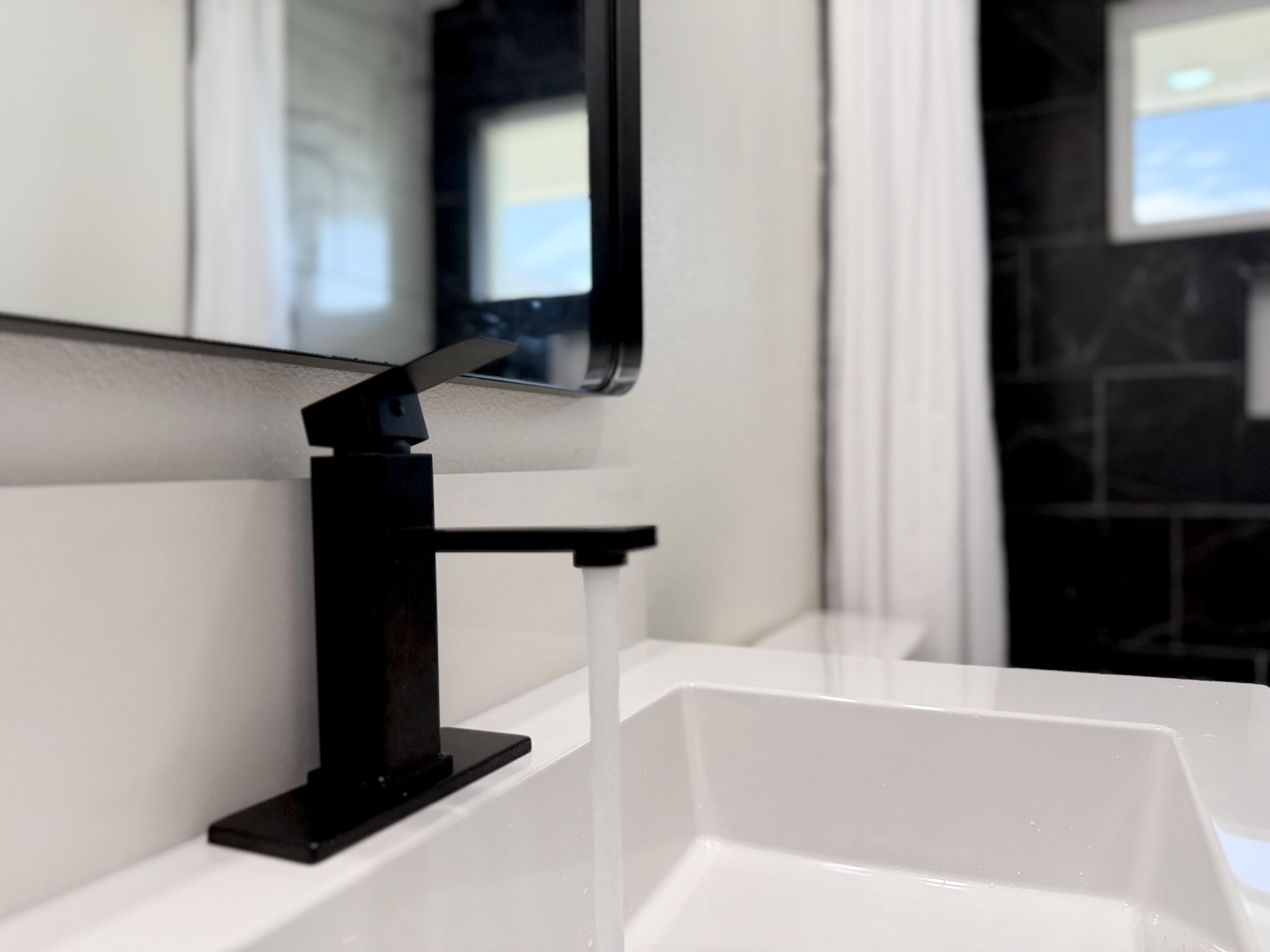 2650 S Chinowth St, Visalia, CA 93277