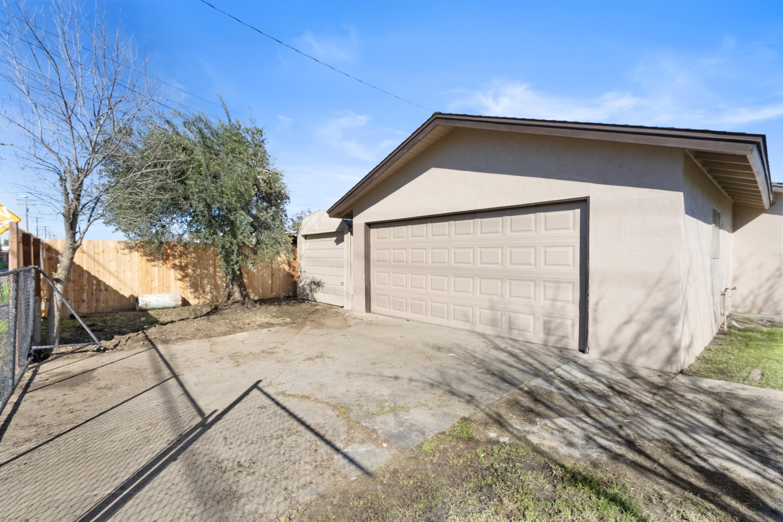 760 Crass Ave, Hanford, CA 93230
