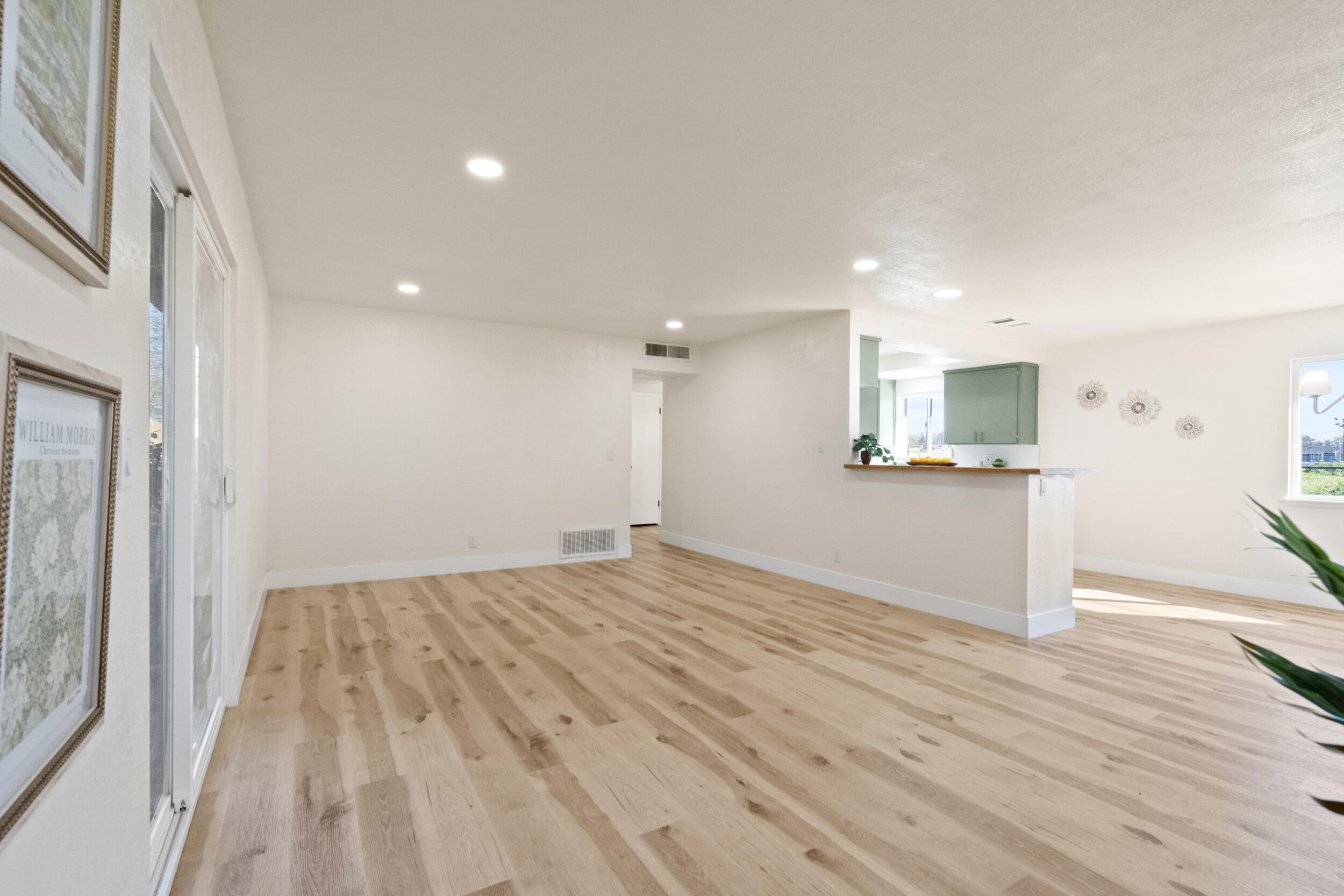 760 Crass Ave, Hanford, CA 93230