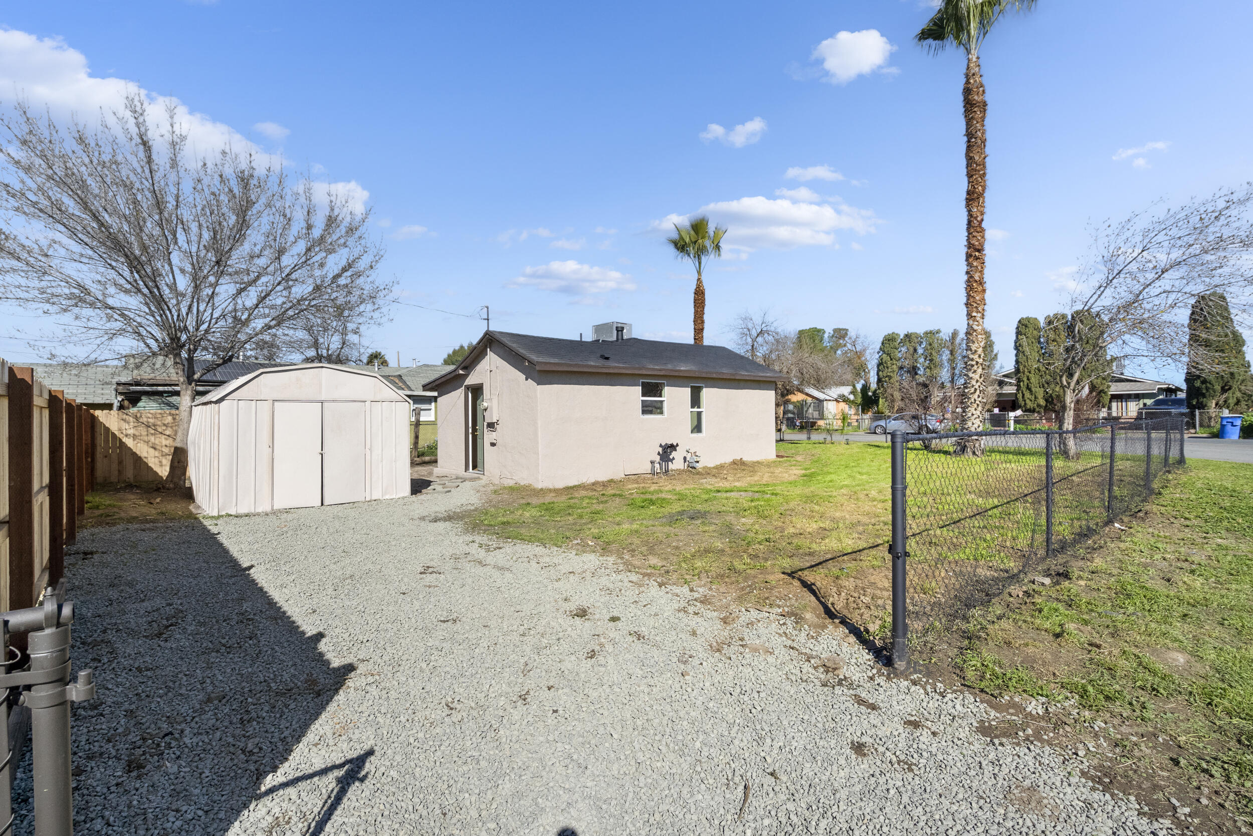 760 Crass Ave, Hanford, CA 93230