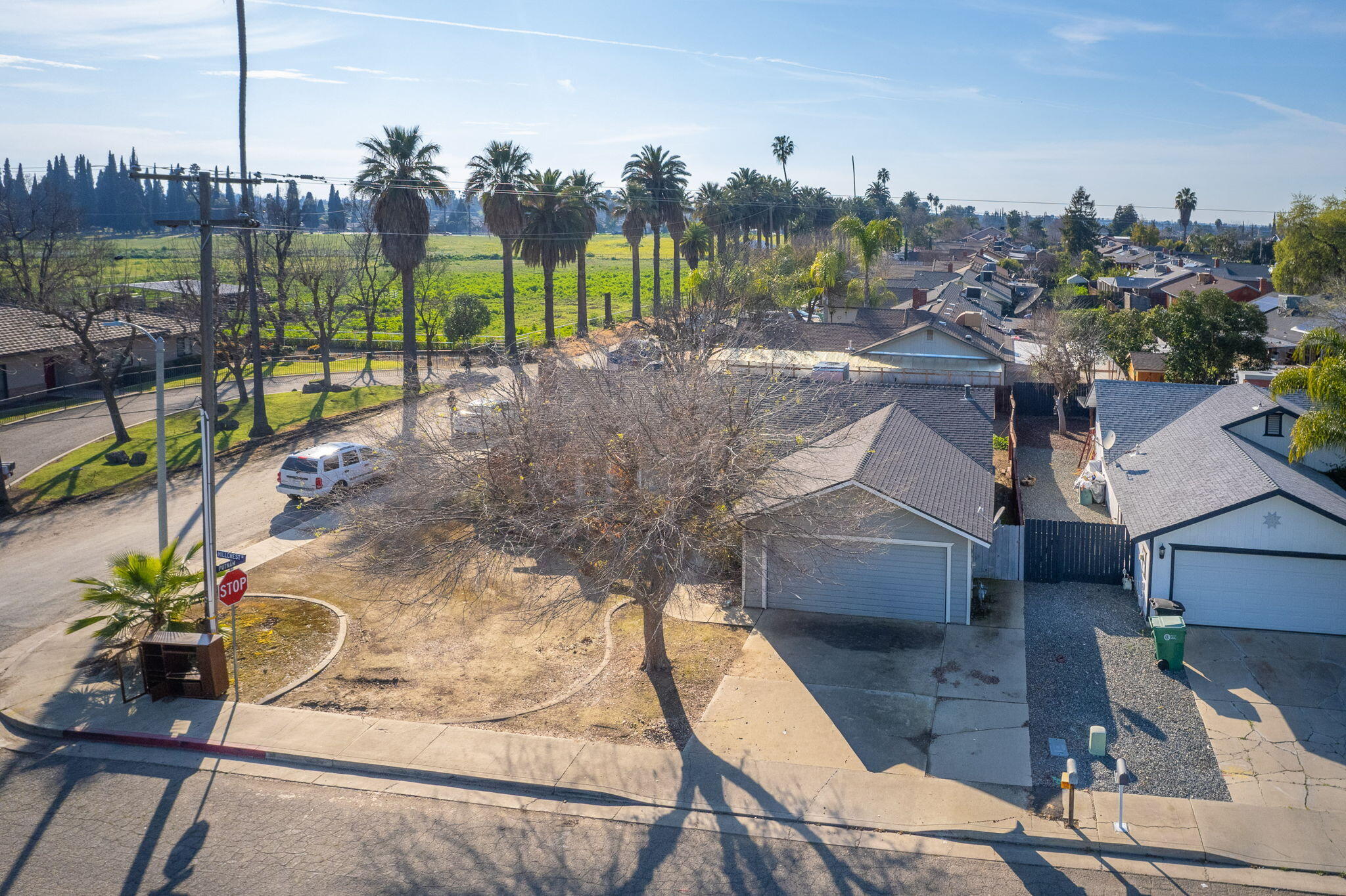 221 N Hillcrest St, Porterville, CA 93257