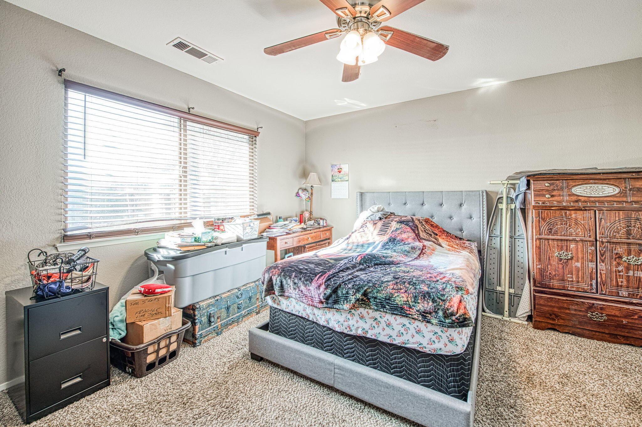 221 N Hillcrest St, Porterville, CA 93257