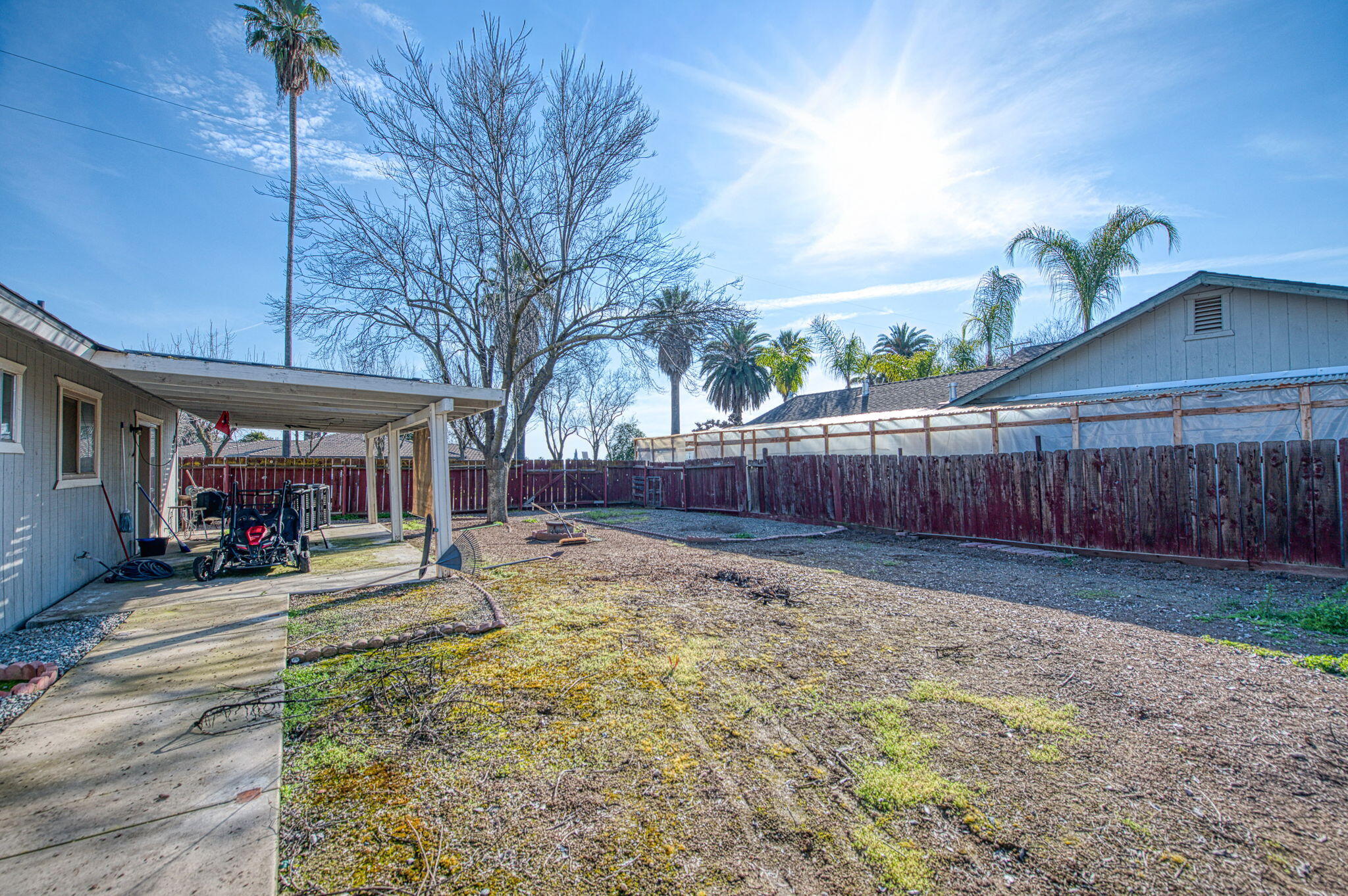 221 N Hillcrest St, Porterville, CA 93257