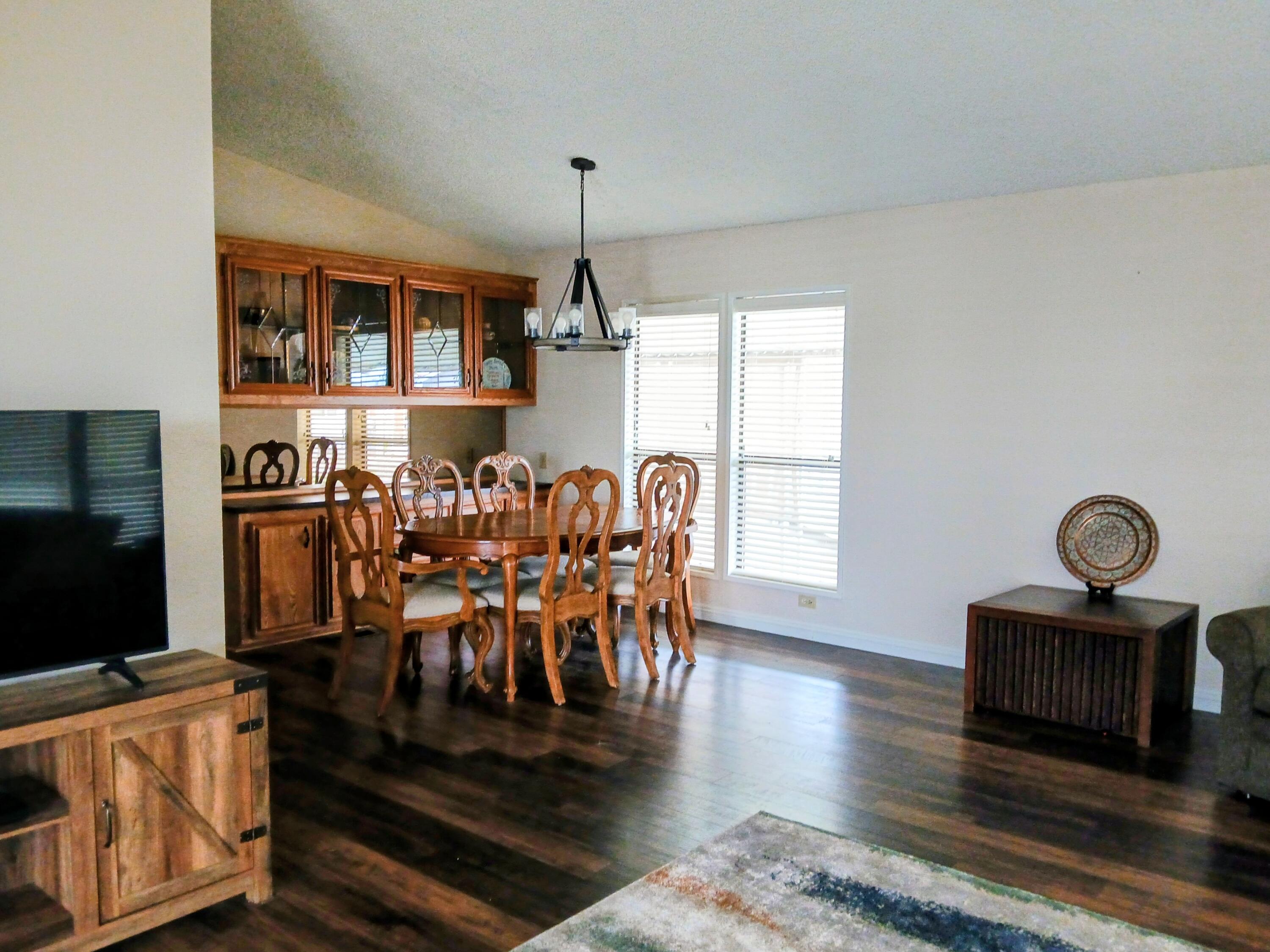 2459 N Oaks St #134, Tulare, CA 93274