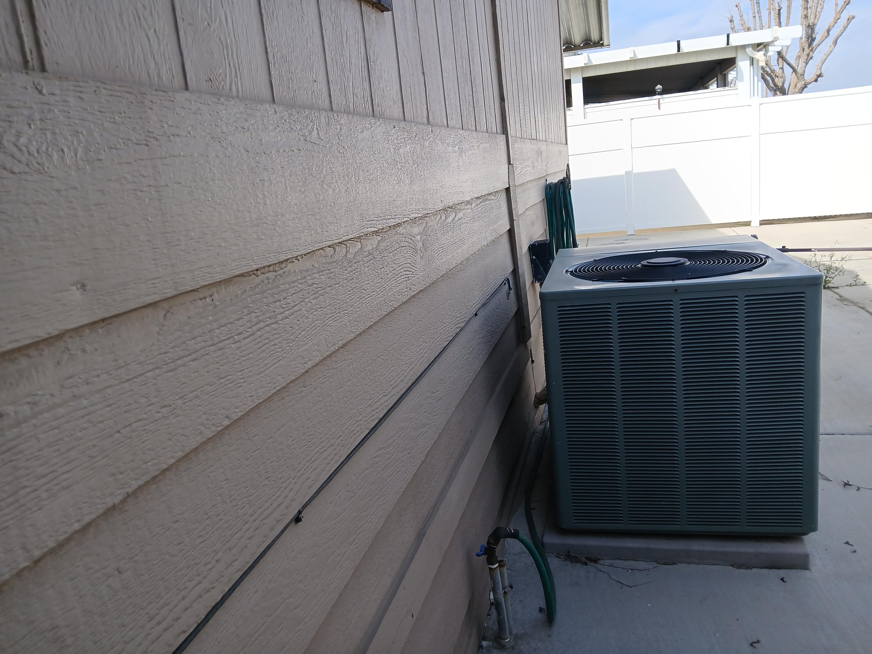 2459 N Oaks St #134, Tulare, CA 93274