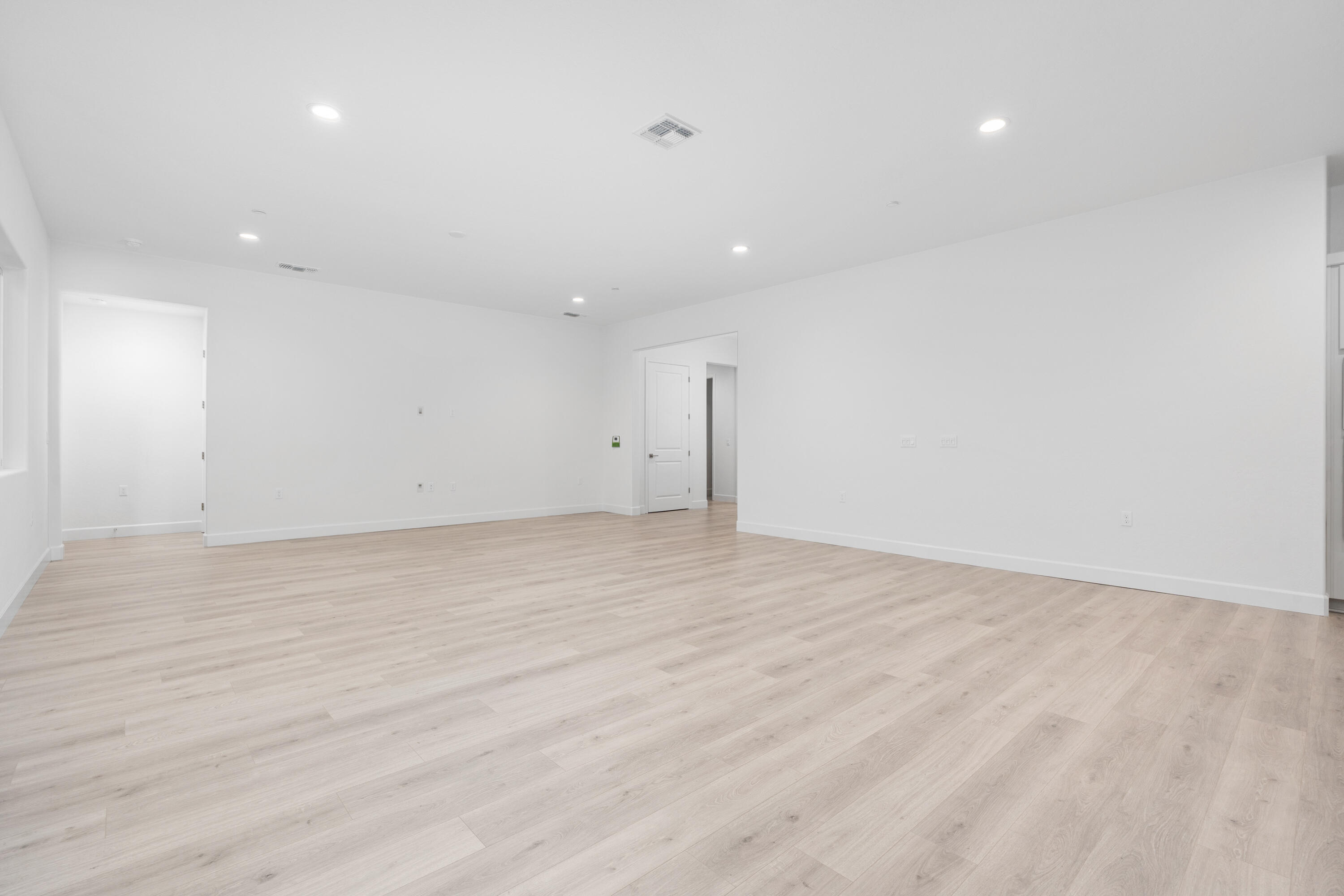 6522 W Galileo Dr #Lot1032, Visalia, CA 93277