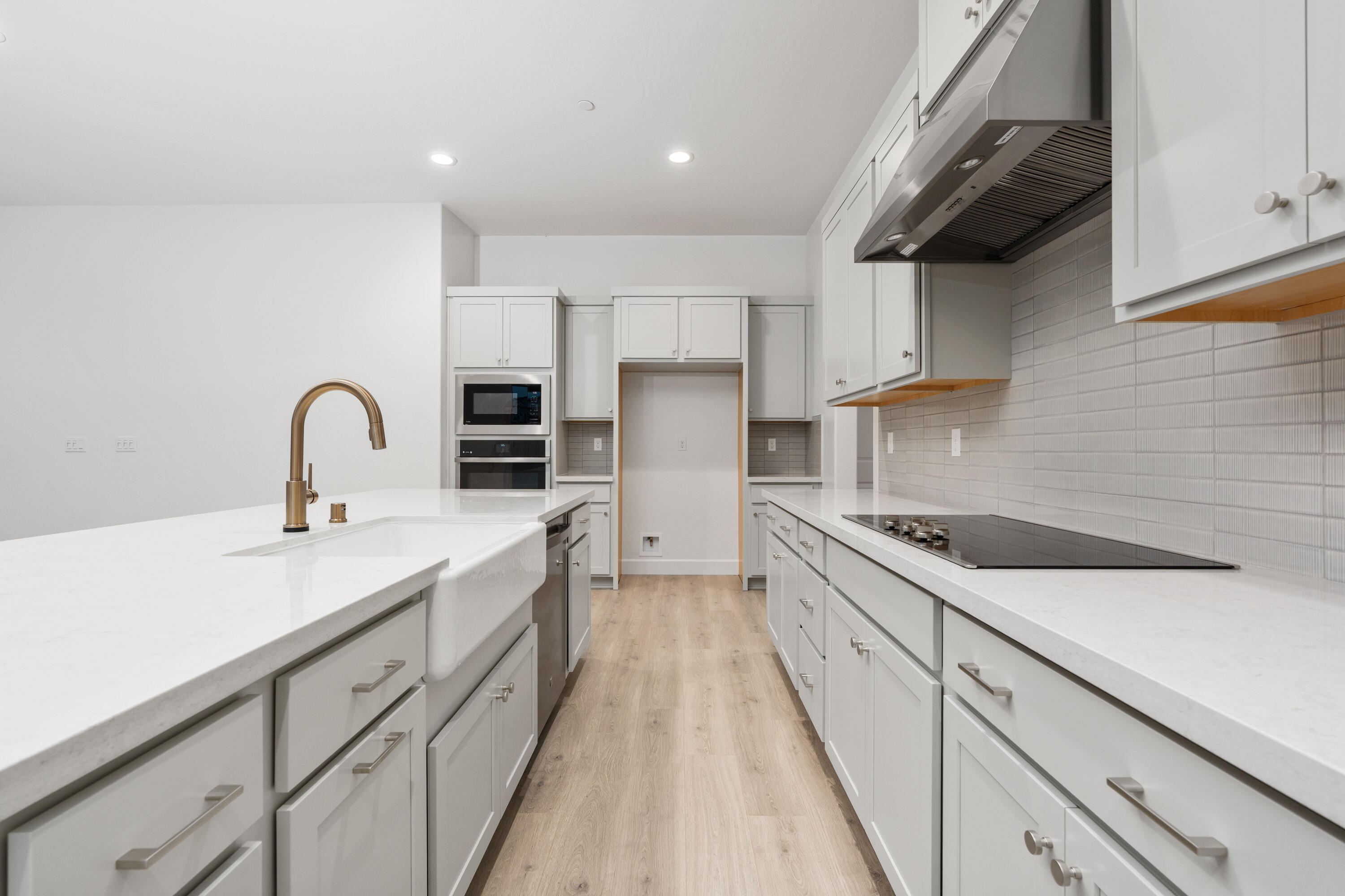 6522 W Galileo Dr #Lot1032, Visalia, CA 93277