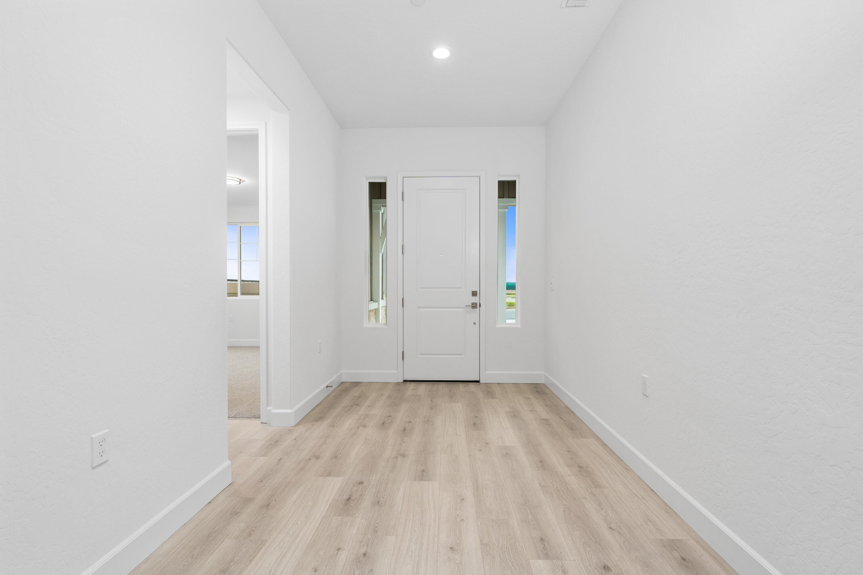 6522 W Galileo Dr #Lot1032, Visalia, CA 93277