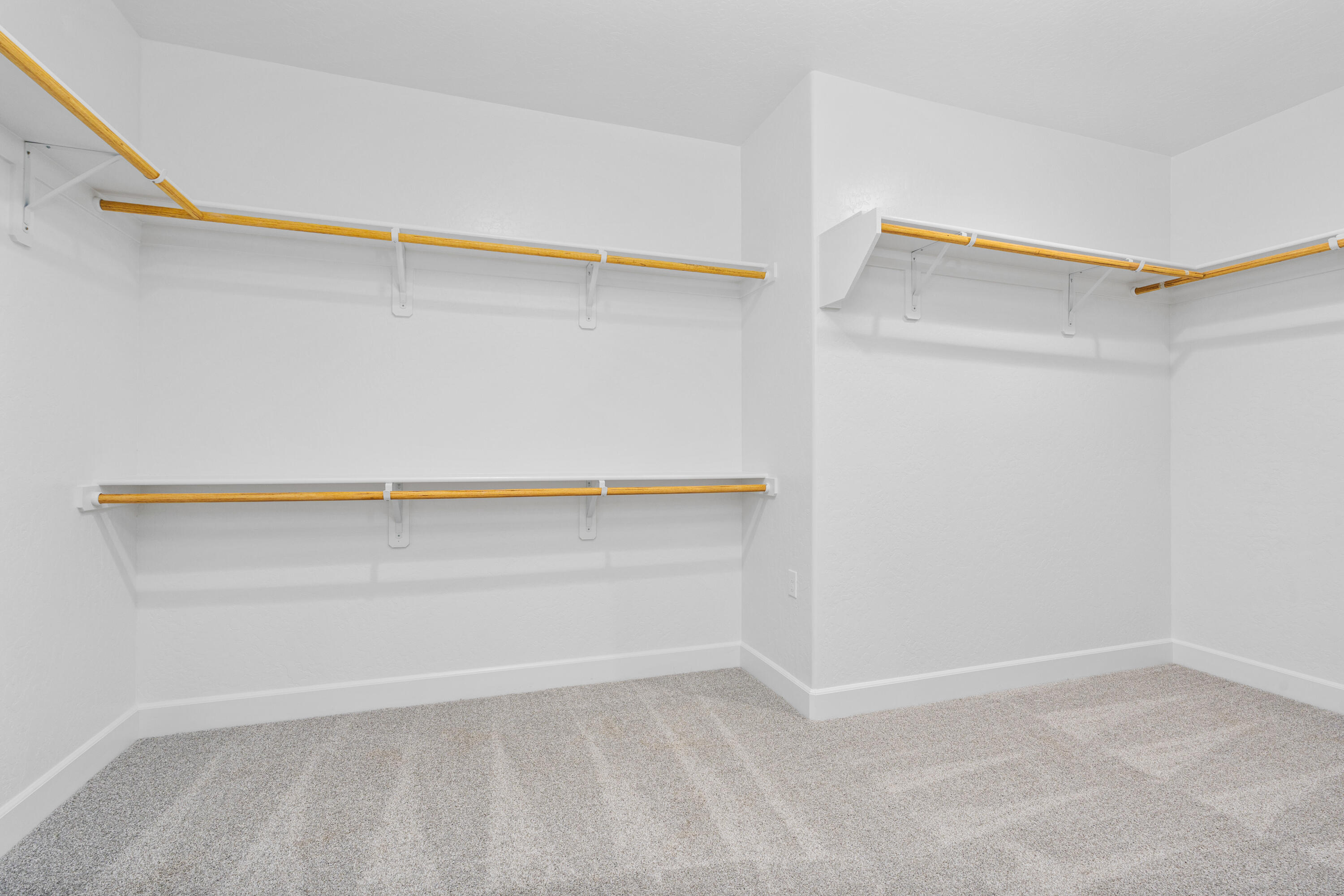 6522 W Galileo Dr #Lot1032, Visalia, CA 93277