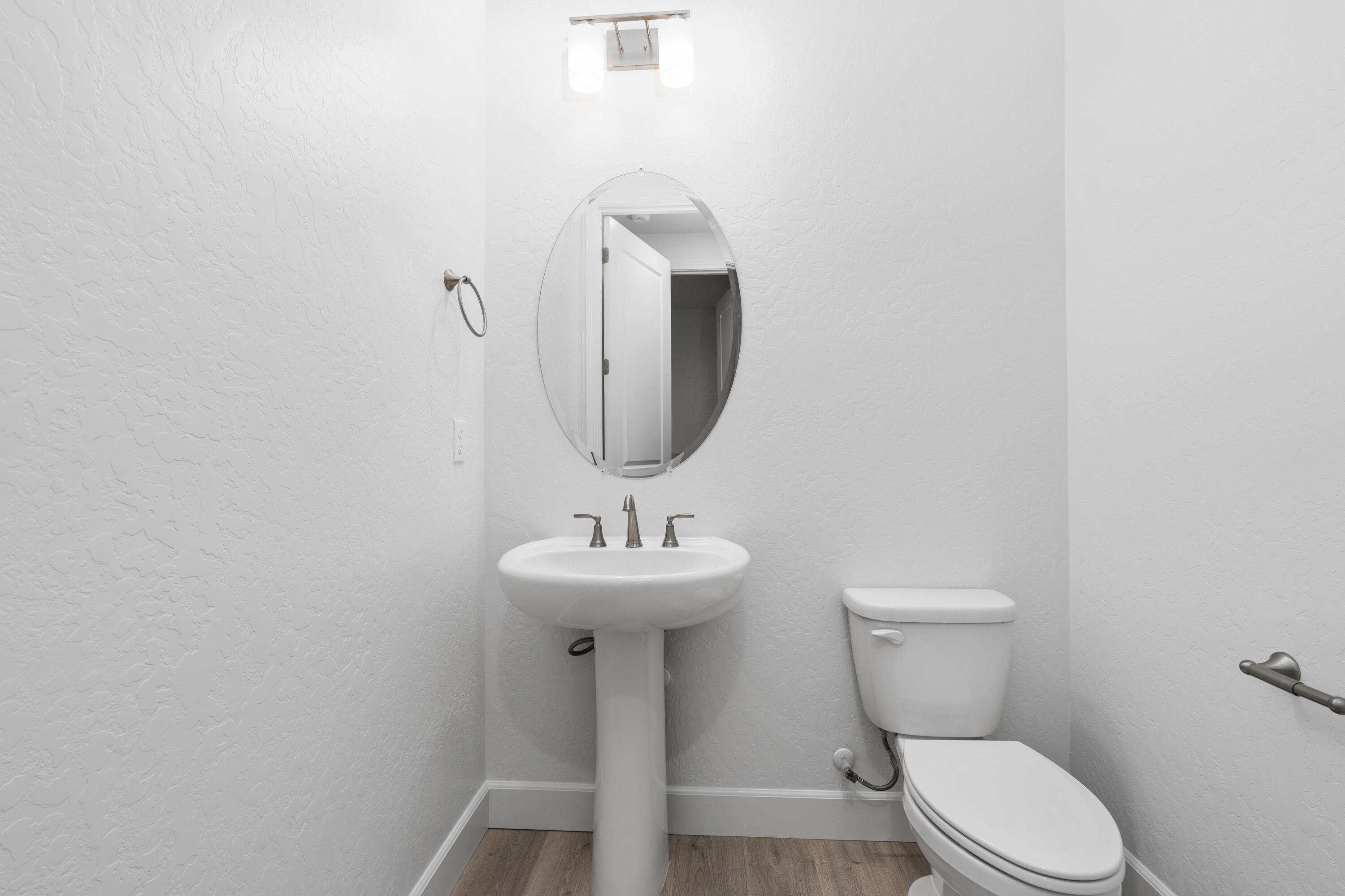 6522 W Galileo Dr #Lot1032, Visalia, CA 93277