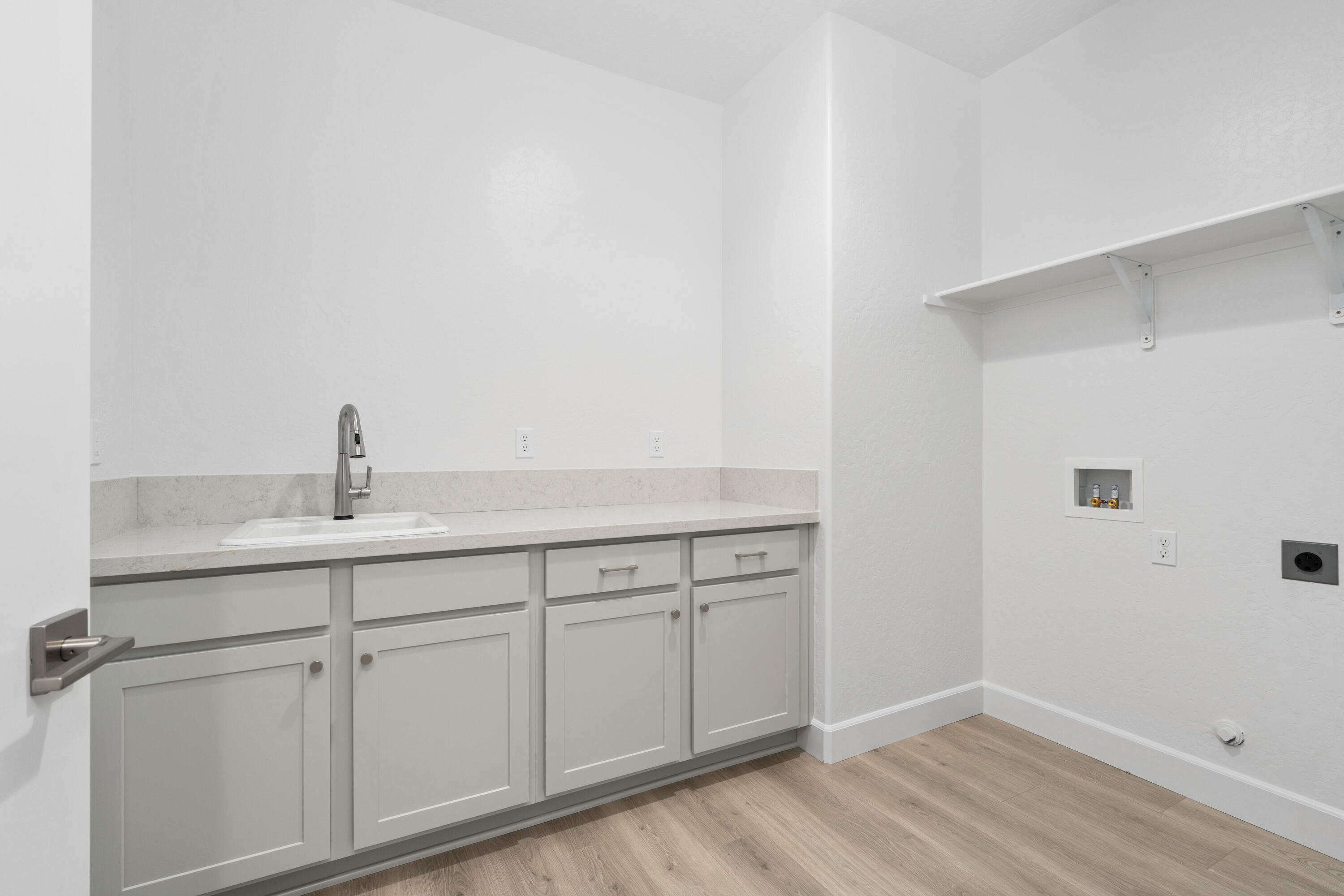 6522 W Galileo Dr #Lot1032, Visalia, CA 93277