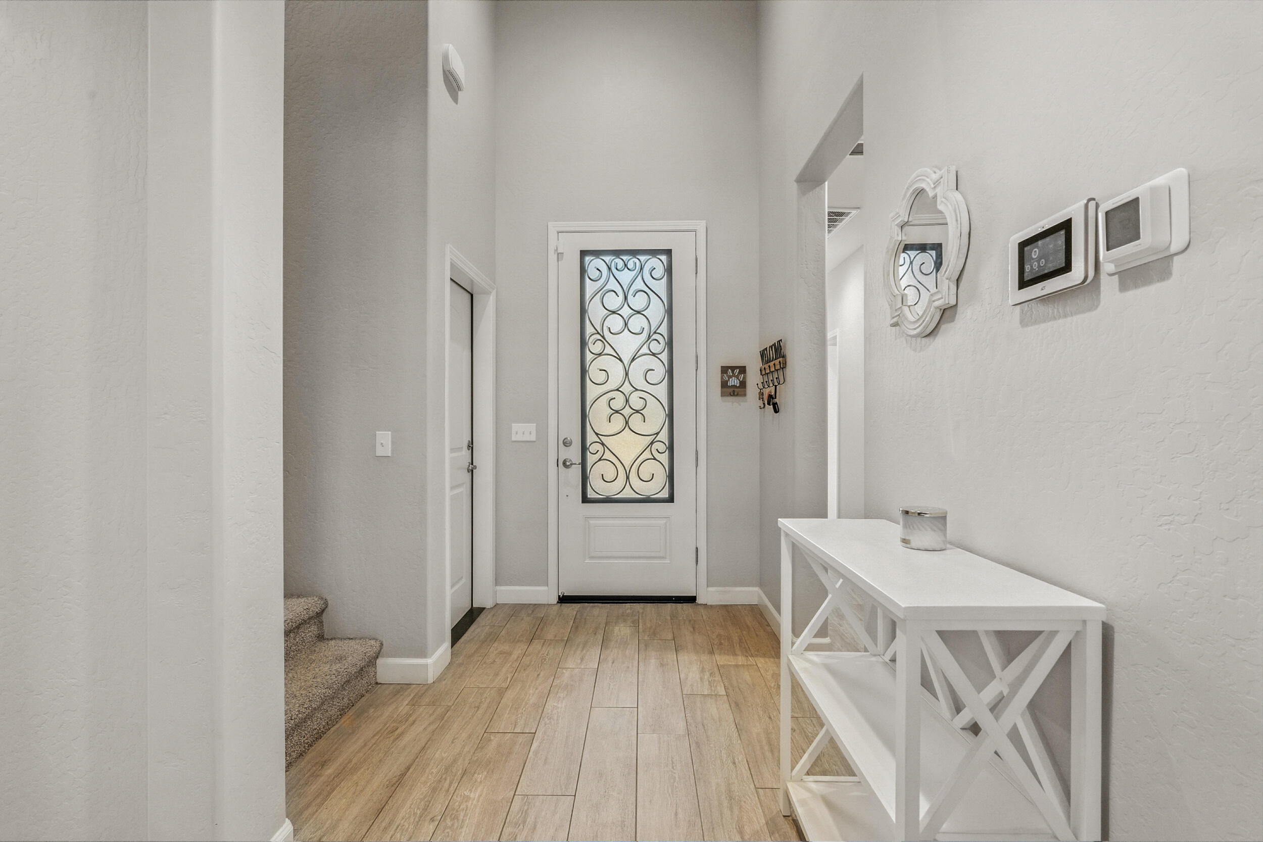 2090 Chancellor Ave, Tulare, CA 93274