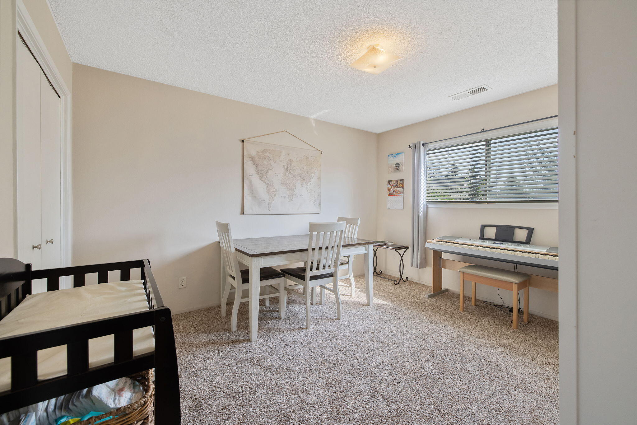 736 S Spruce St, Tulare, CA 93274