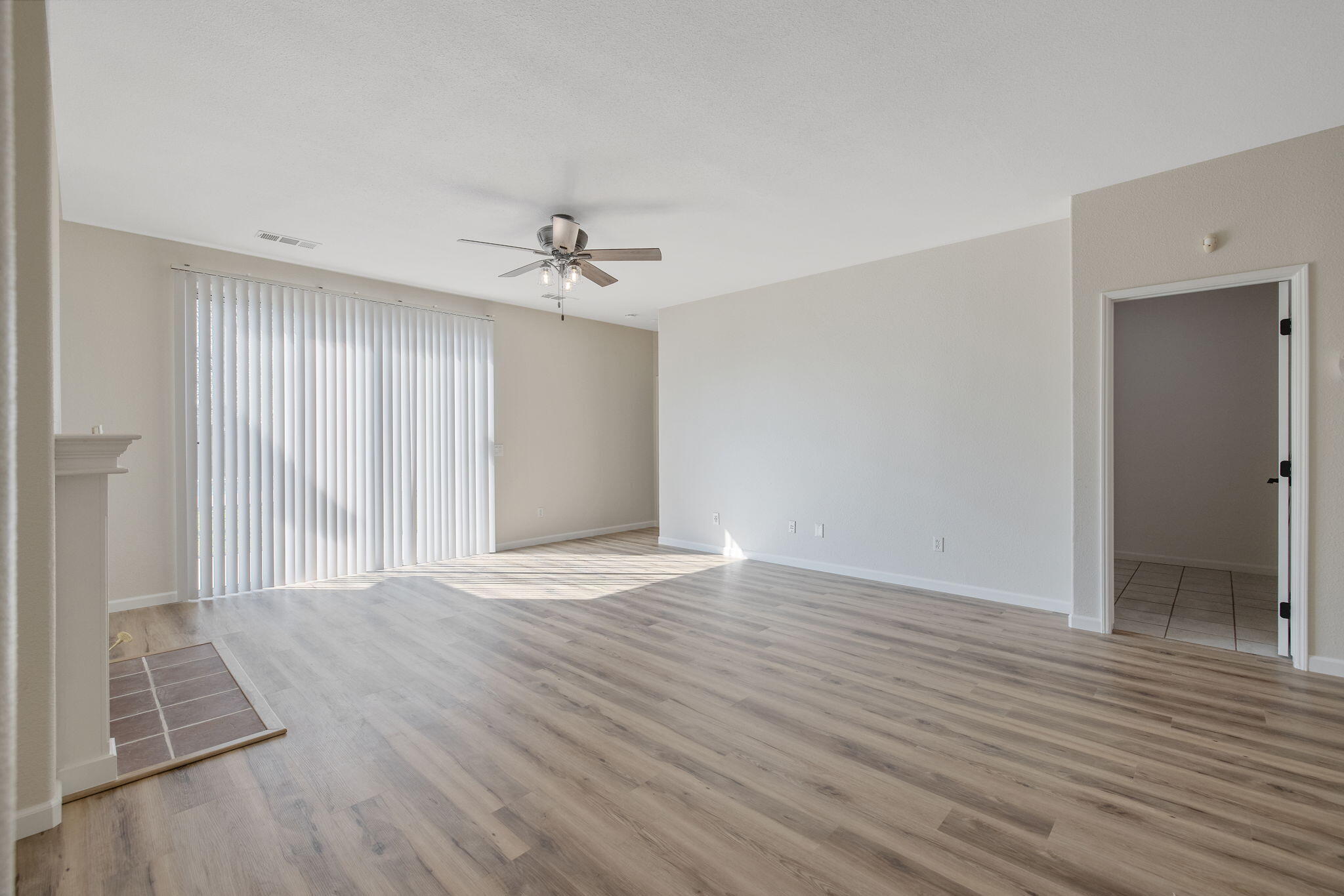 1159 Syrah Ct, Tulare, CA 93274