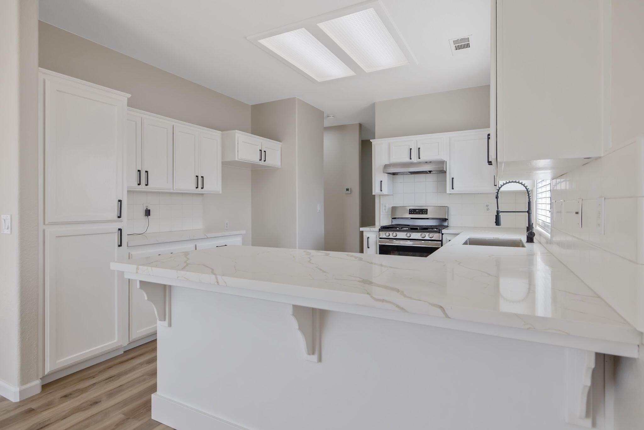 1159 Syrah Ct, Tulare, CA 93274