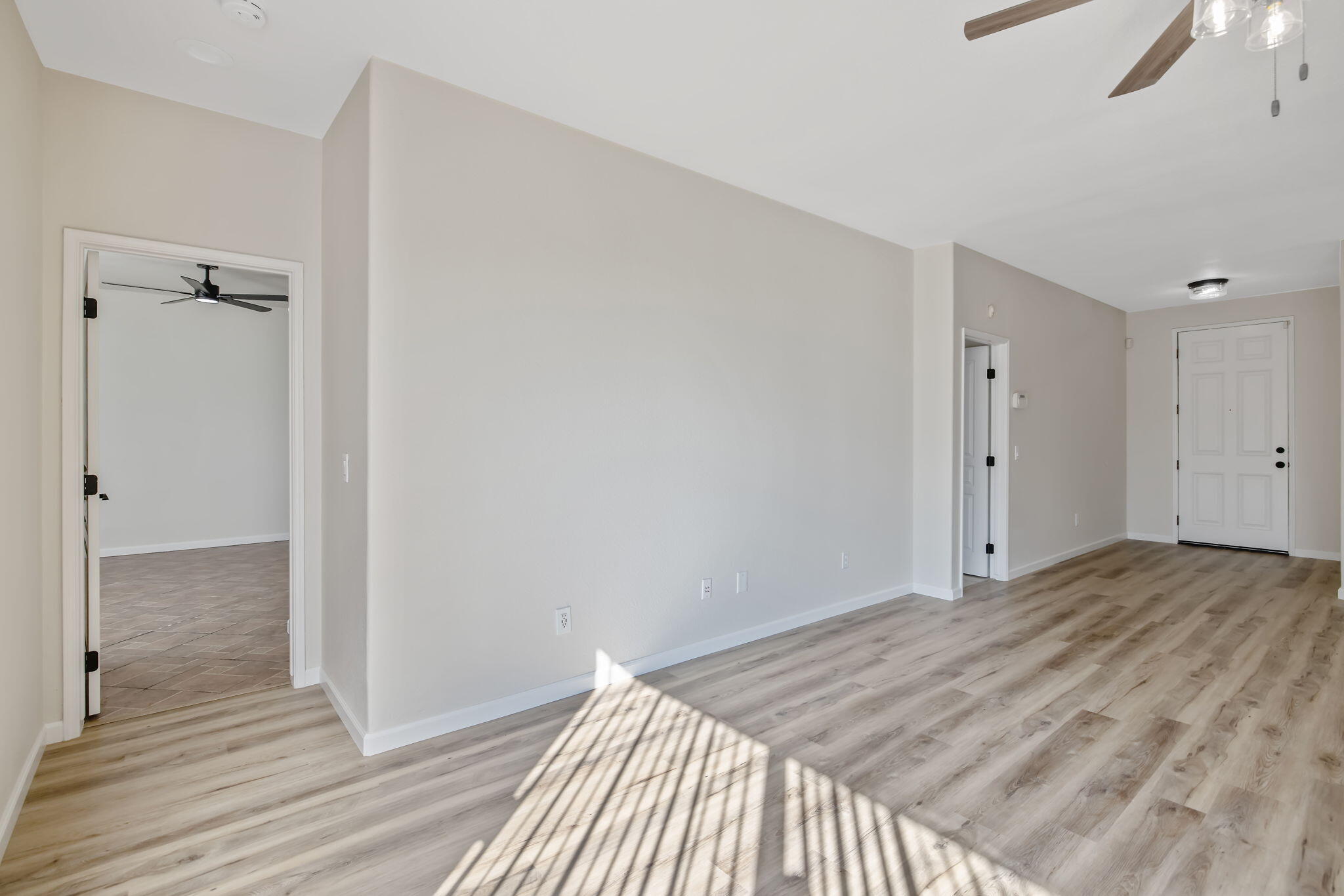 1159 Syrah Ct, Tulare, CA 93274