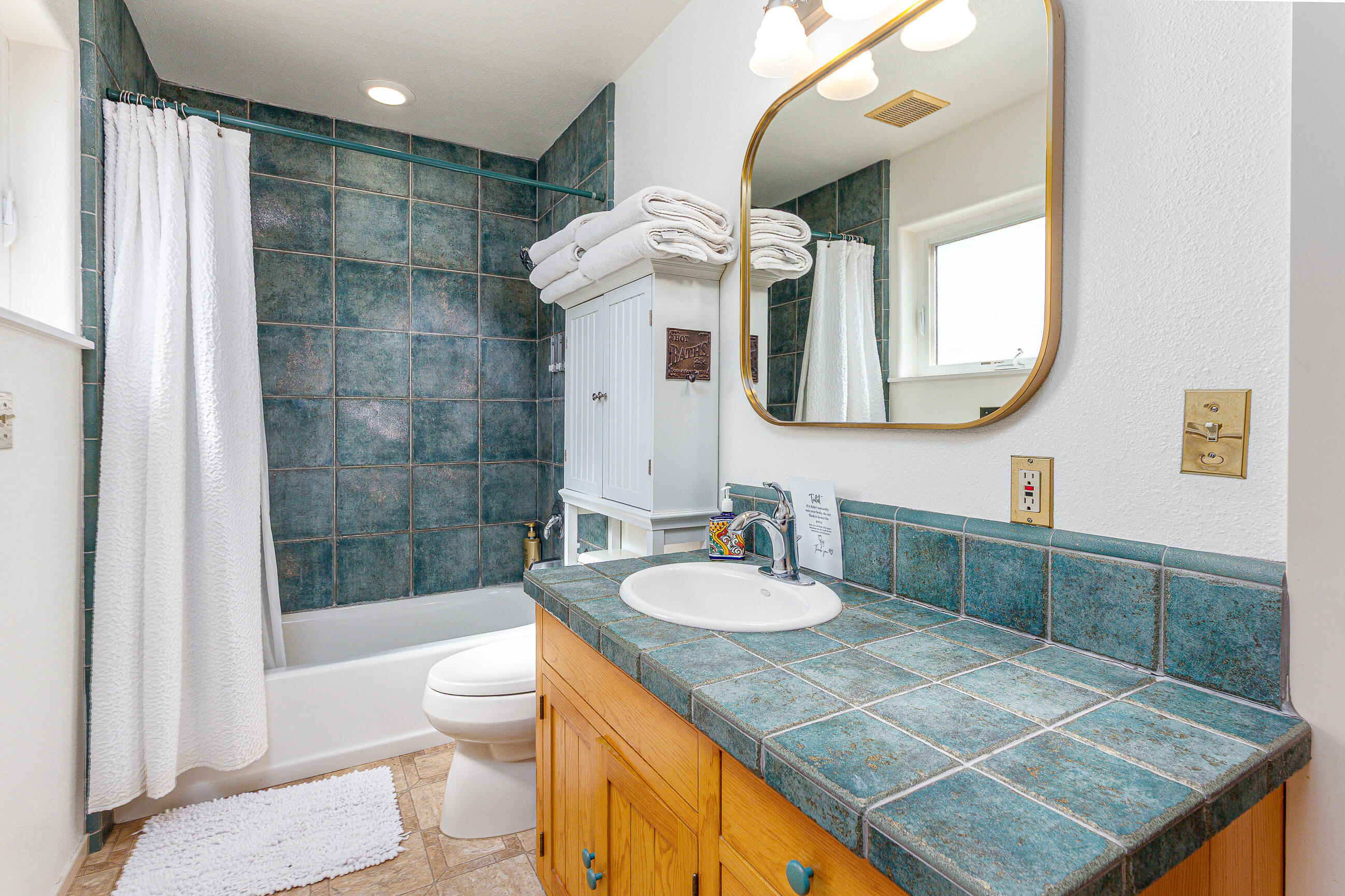 42148 South Fork Dr, Three Rivers, CA 93271