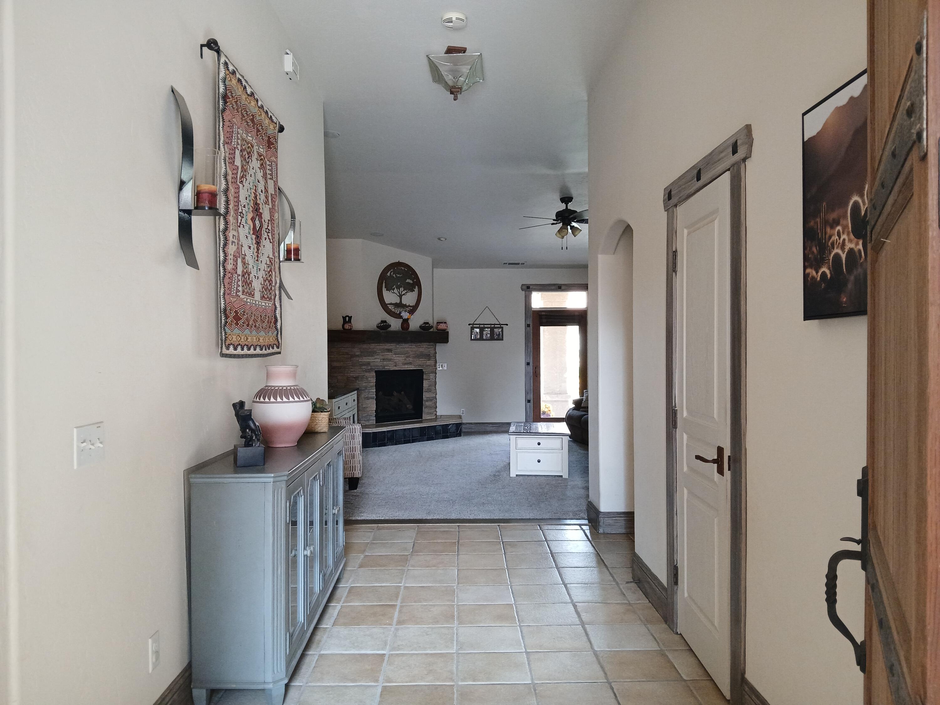 2485 Presidential Dr, Tulare, CA 93274