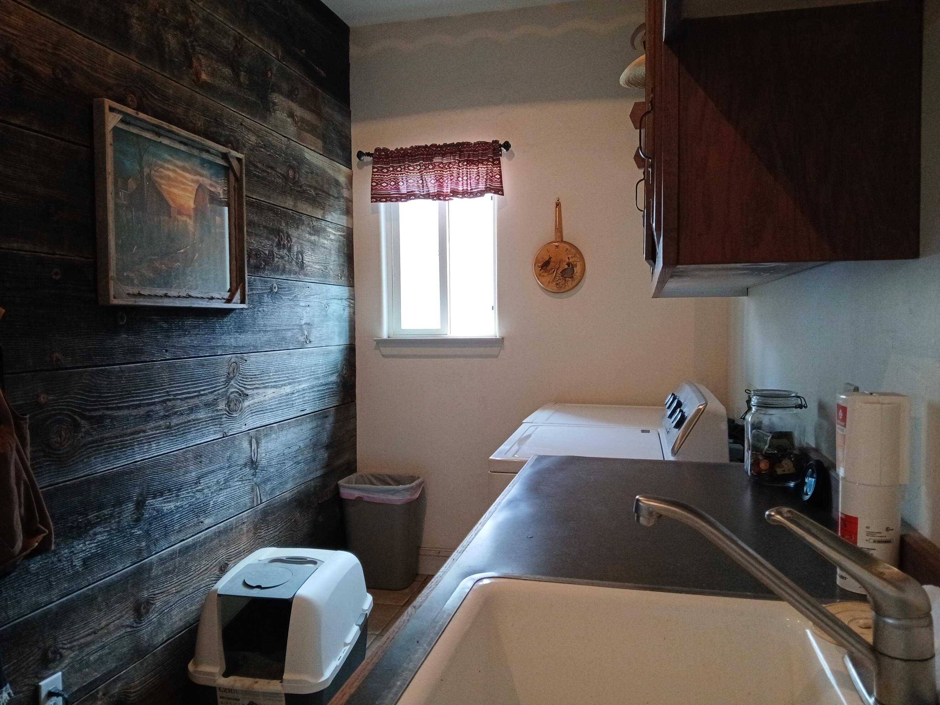 2485 Presidential Dr, Tulare, CA 93274