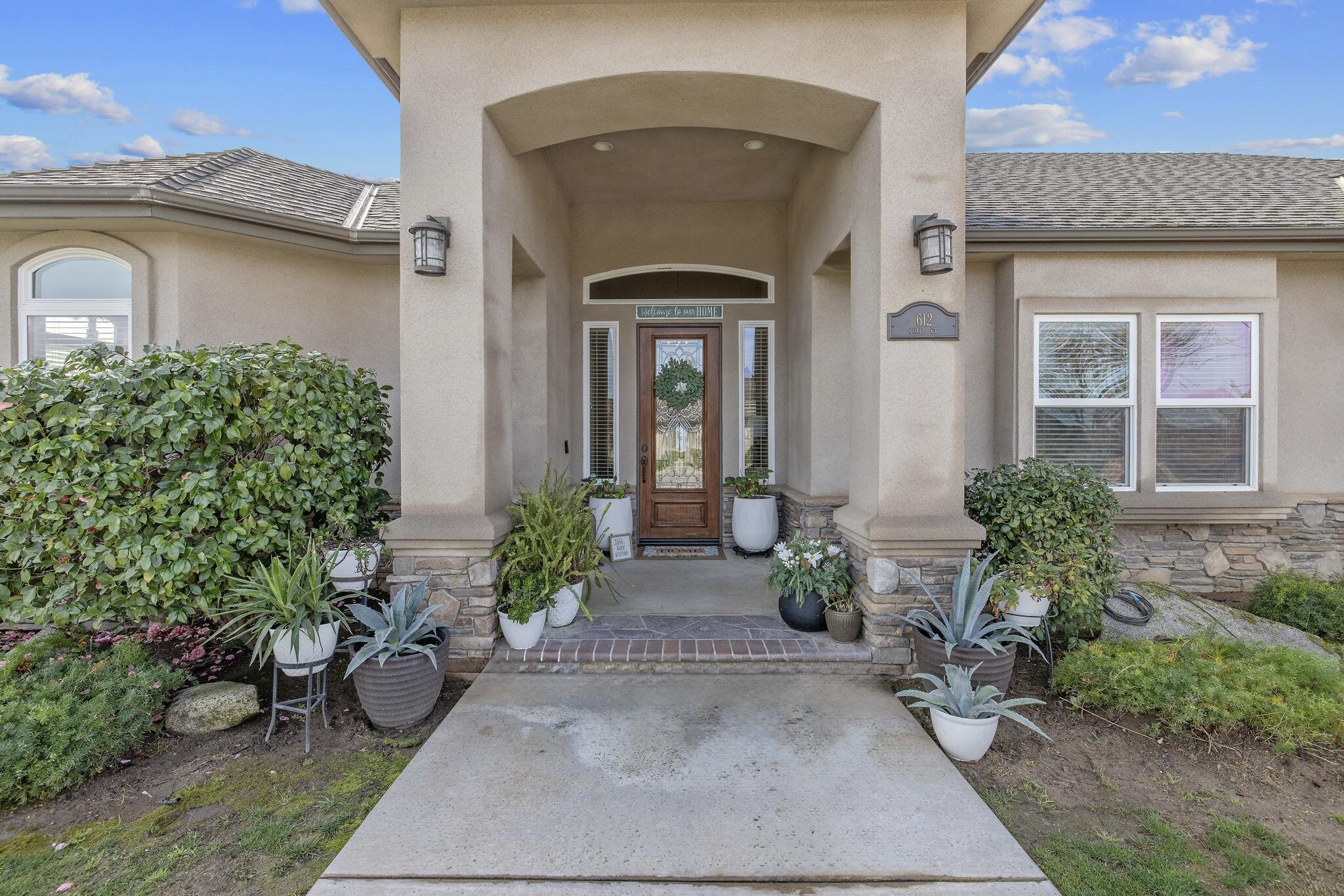 612 S Quail, Exeter, CA 93221