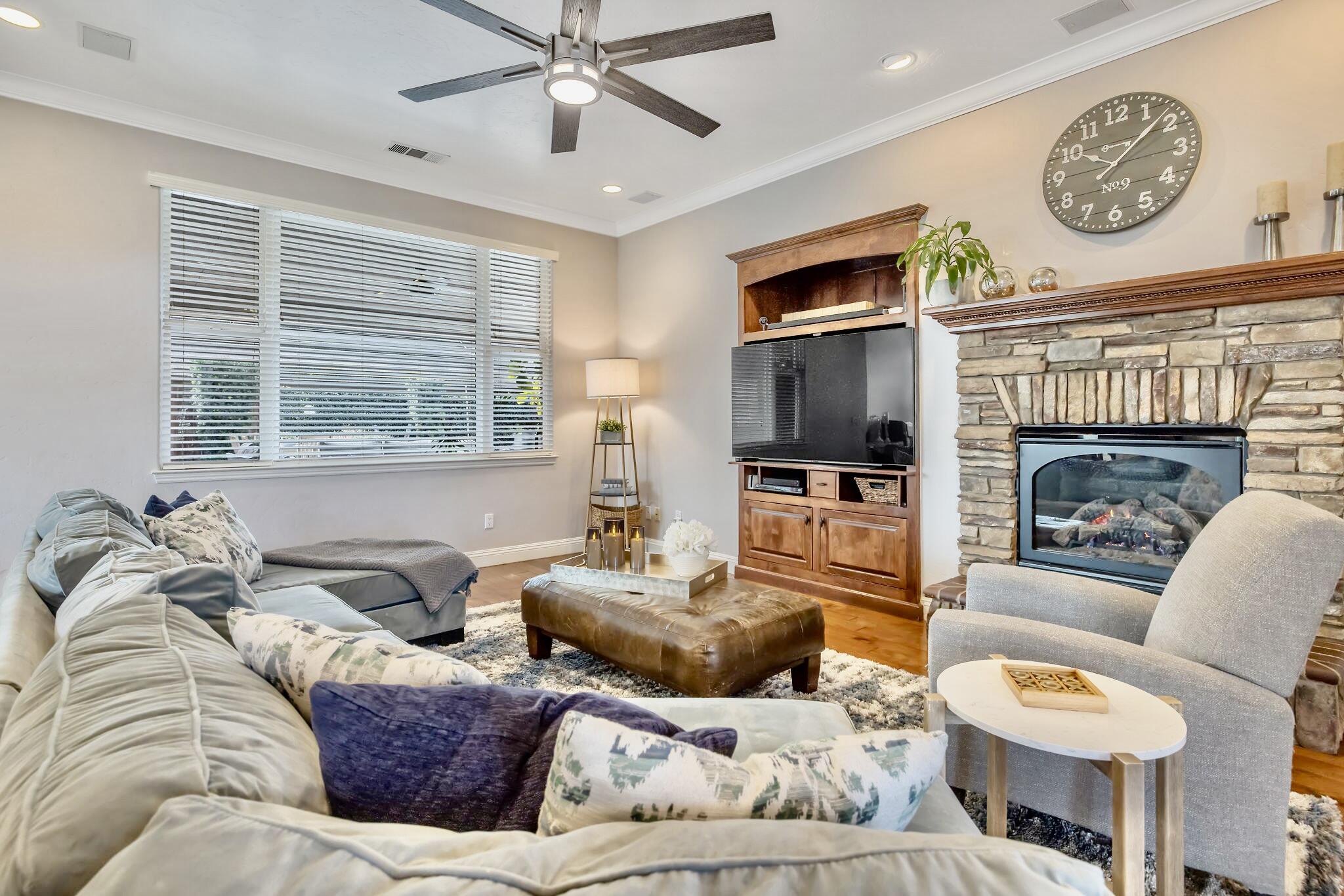 612 S Quail, Exeter, CA 93221