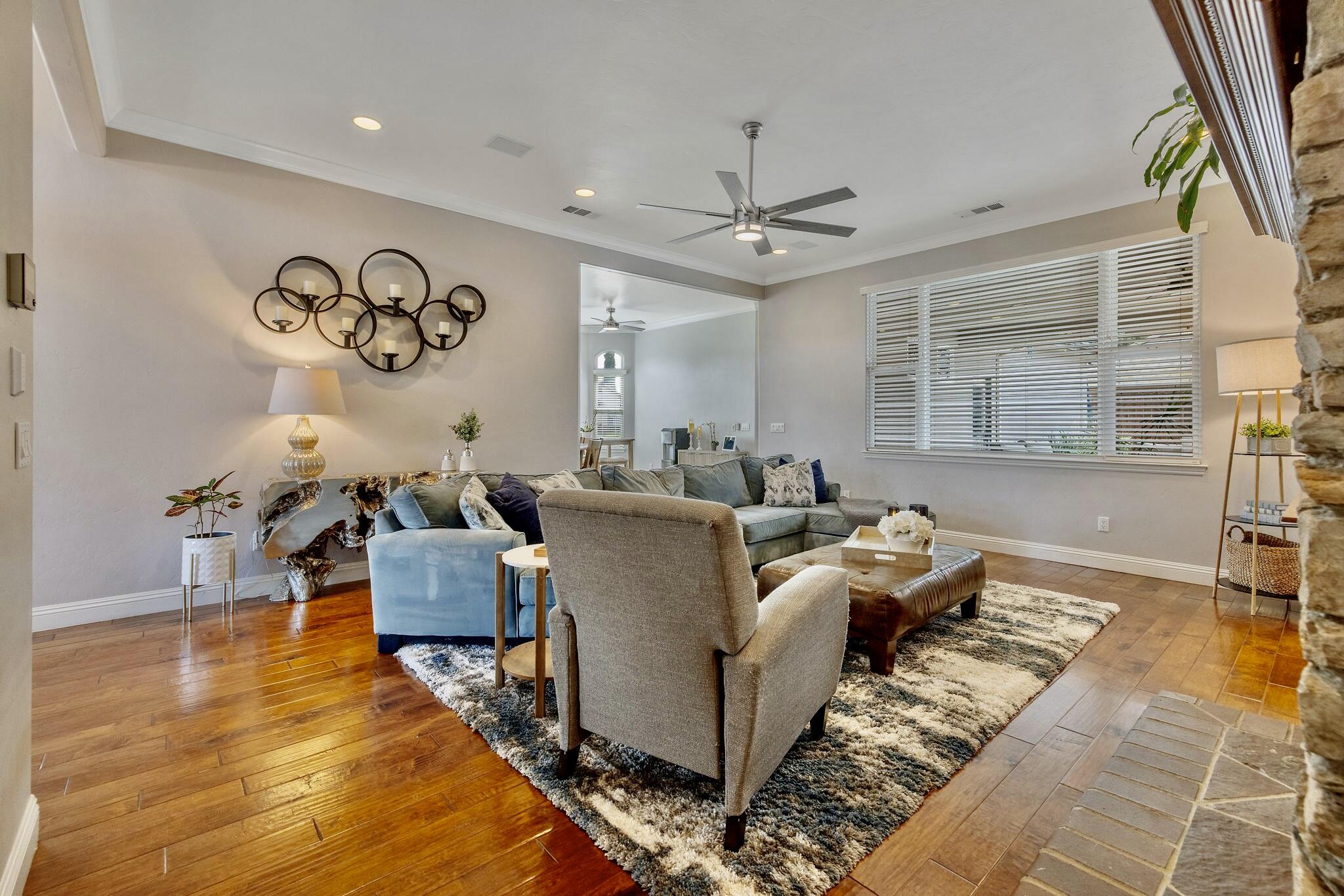 612 S Quail, Exeter, CA 93221